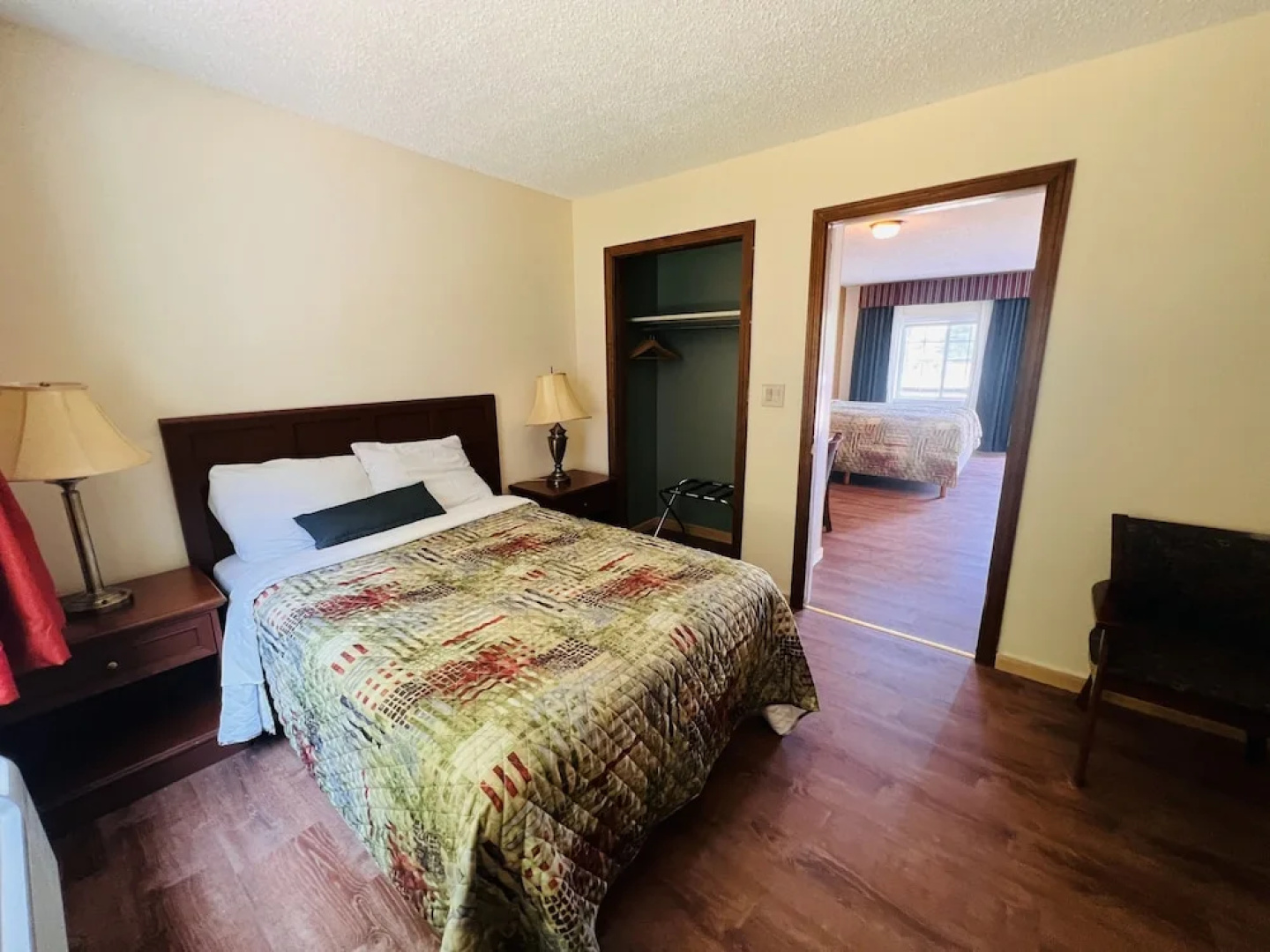Countryside Inn