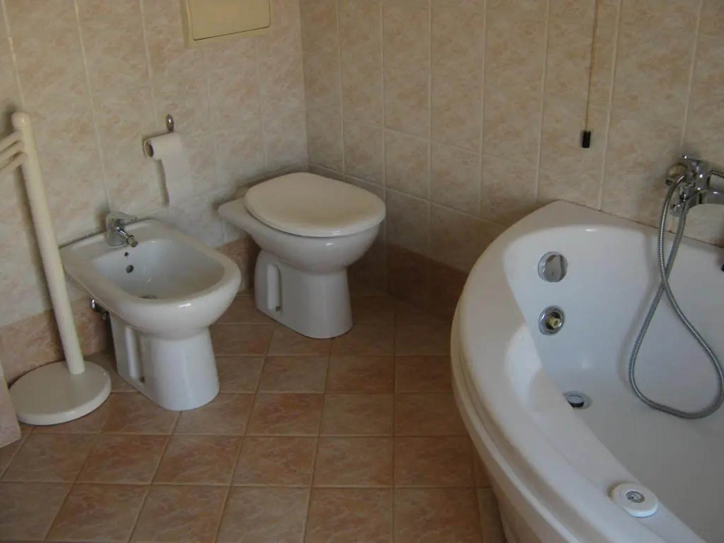 Al Mare Vicino Al Paese Vecchio