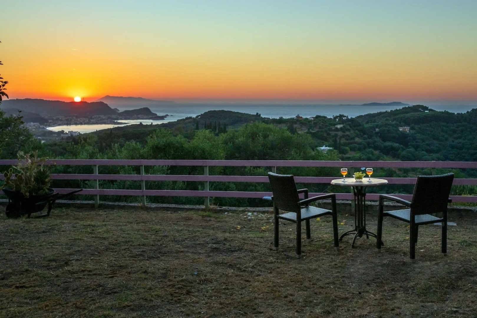 Sunset and Sunrise Apartments