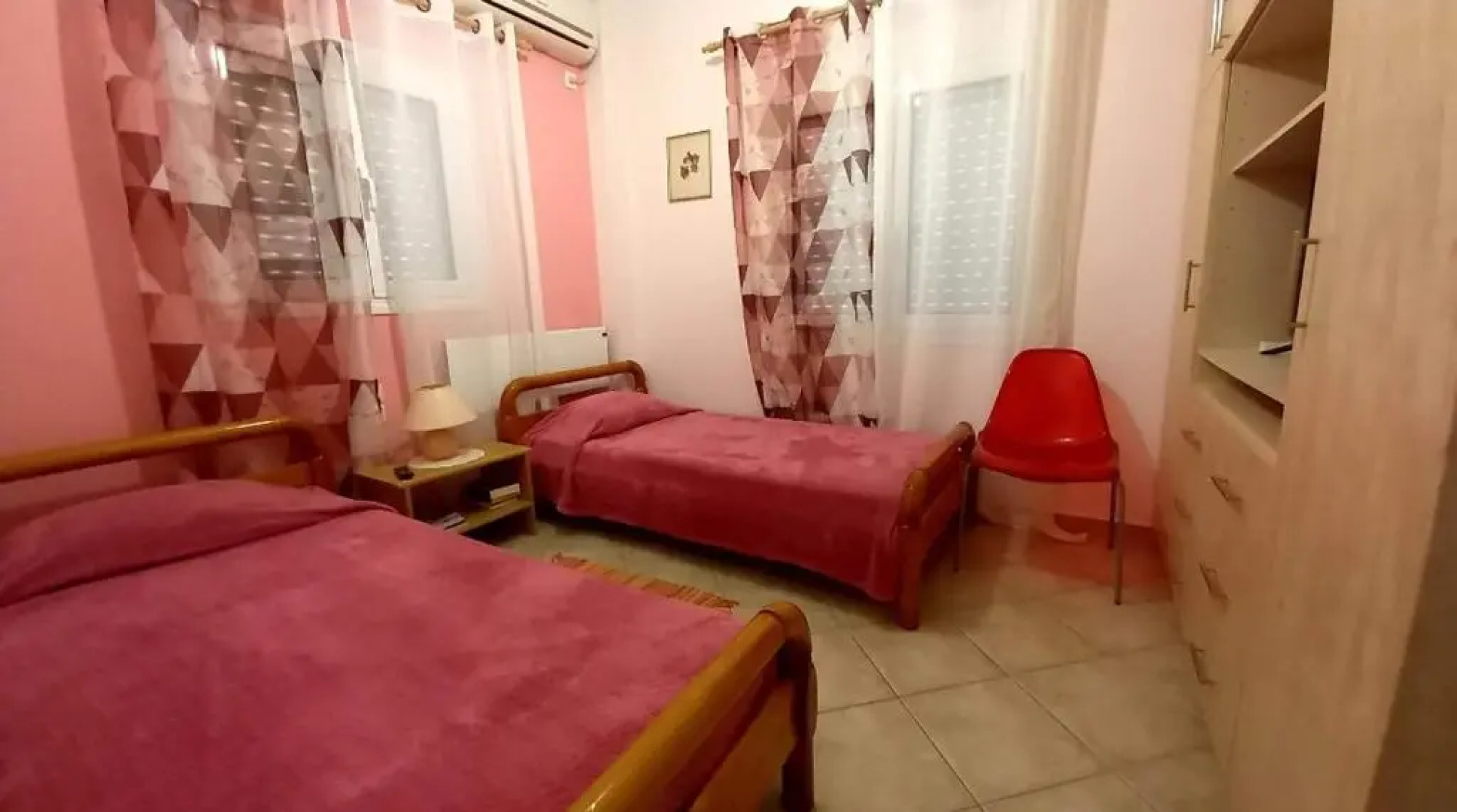 Relaxing Countryhouse beside the sea