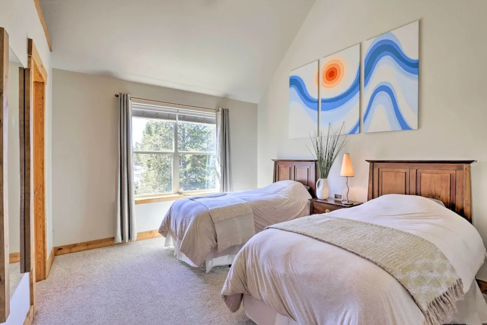 'rocky Bear Lodge' on 2 Acres Near Turquoise Lake