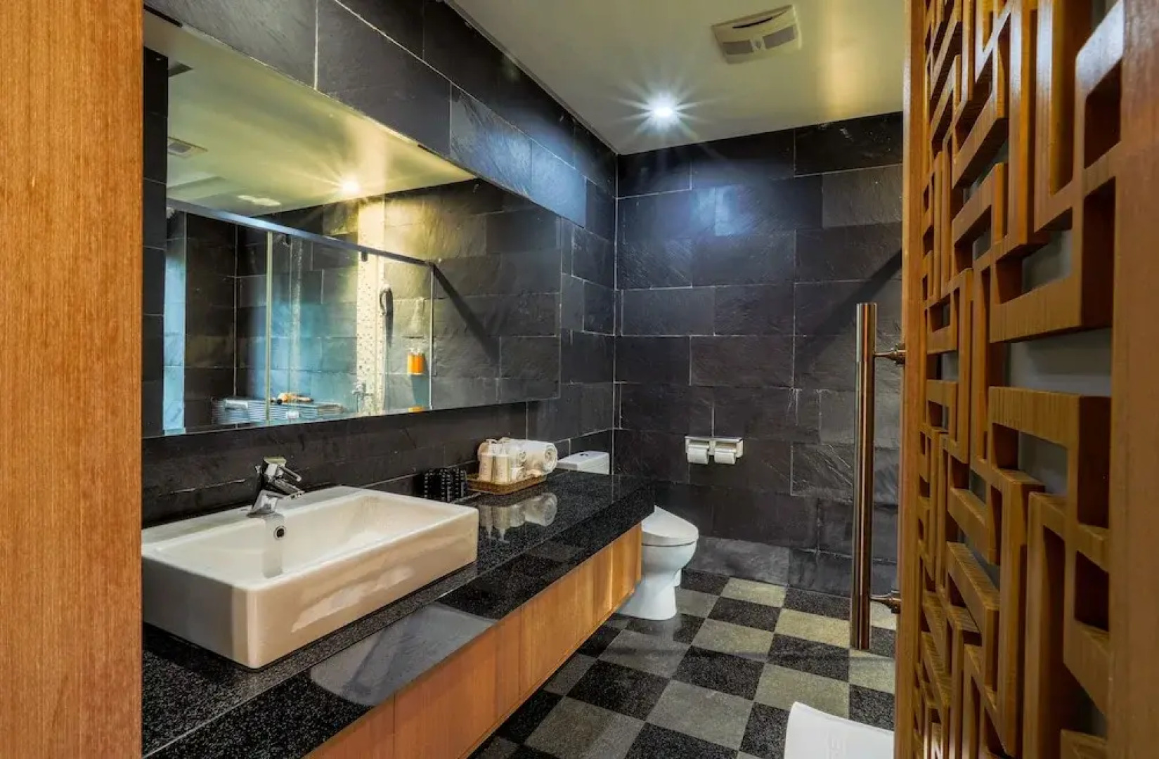 Sunrise Hot Spring Hotel