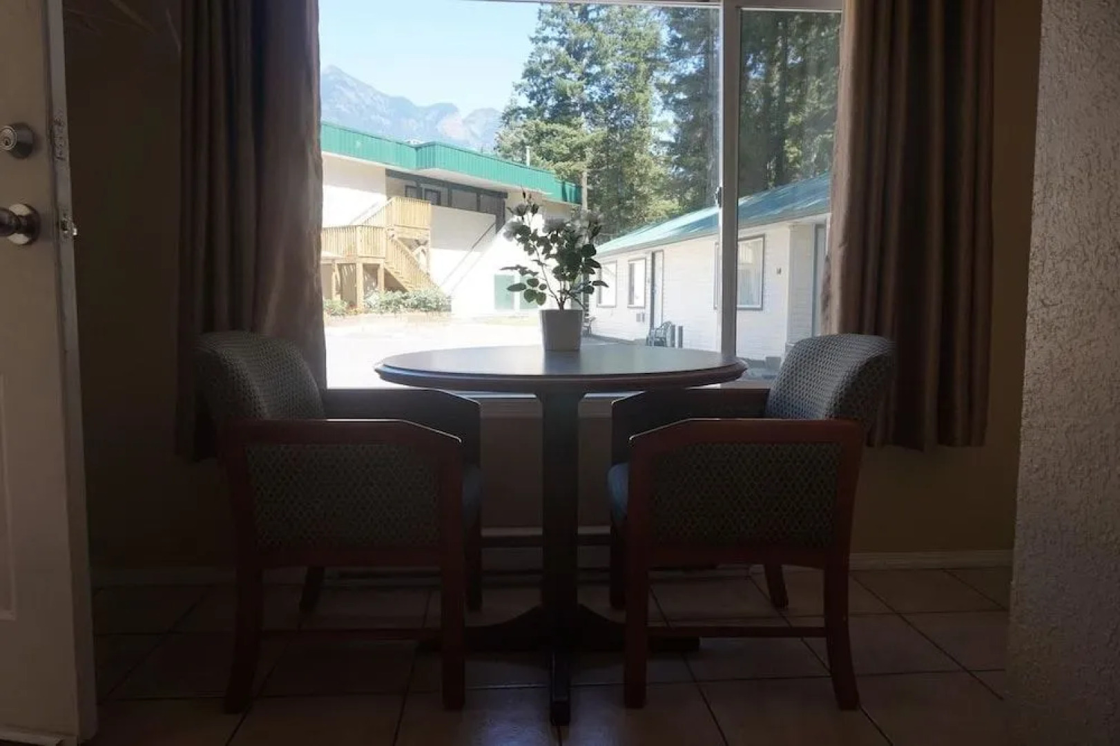 Coquihalla Motel
