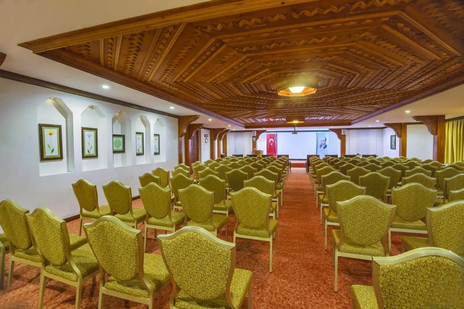 Yucelen Otel