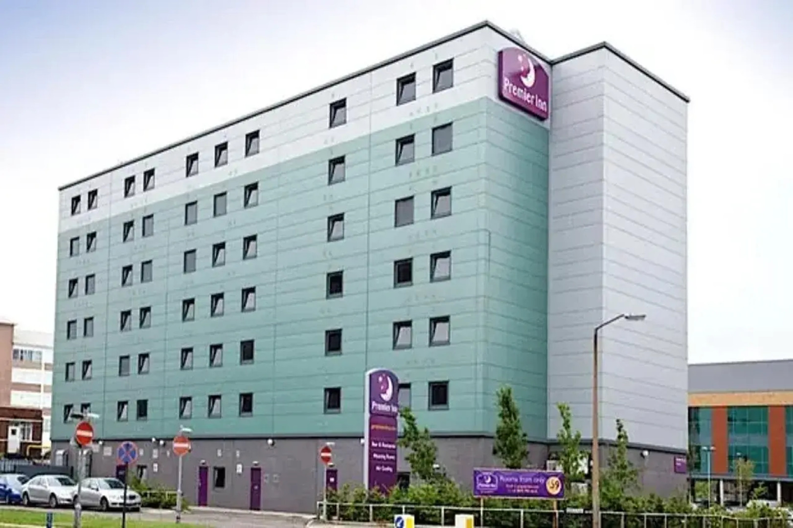 Premier Inn London Elstree / Borehamwood