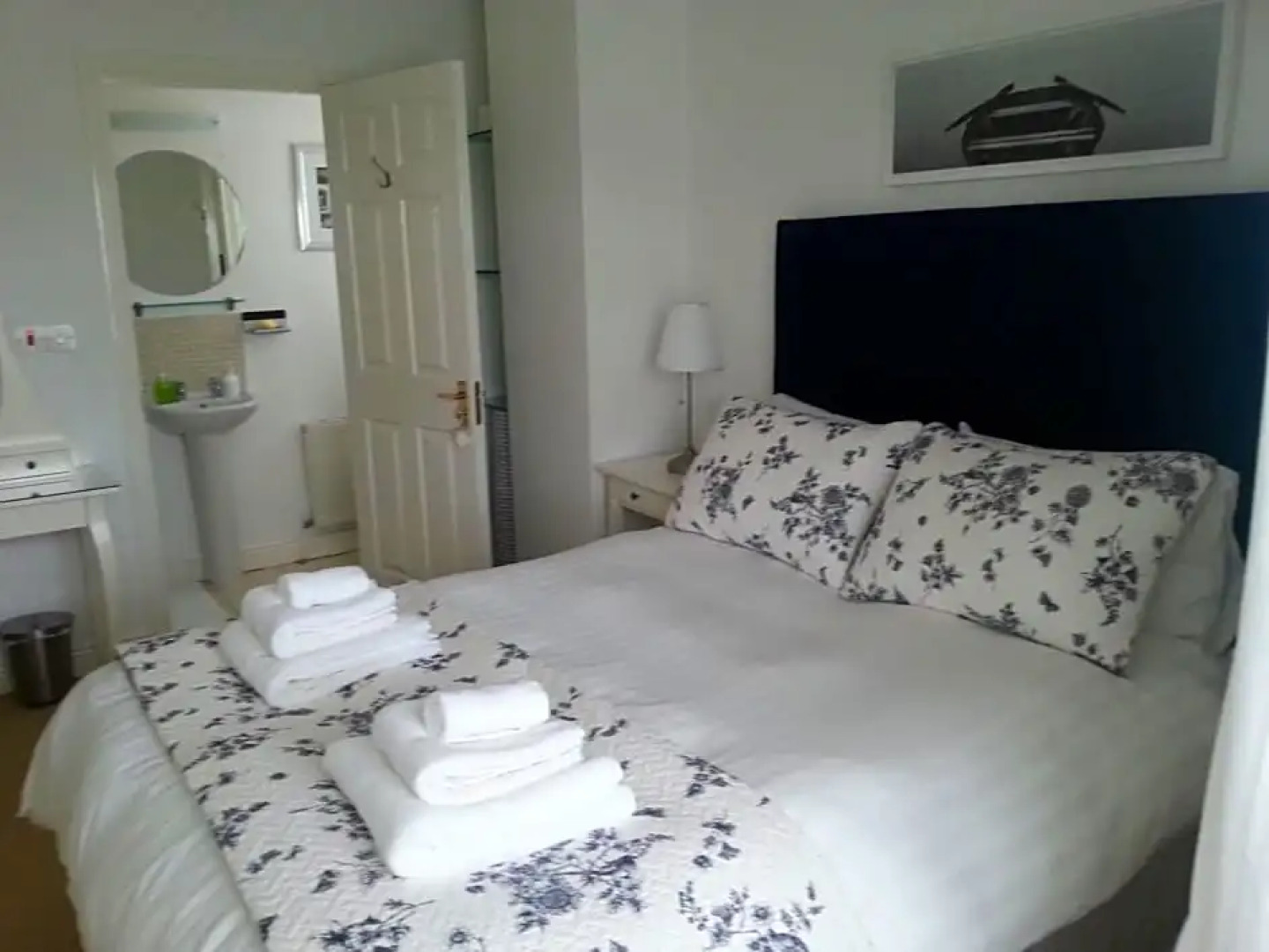 No.5 Bed & Breakfast