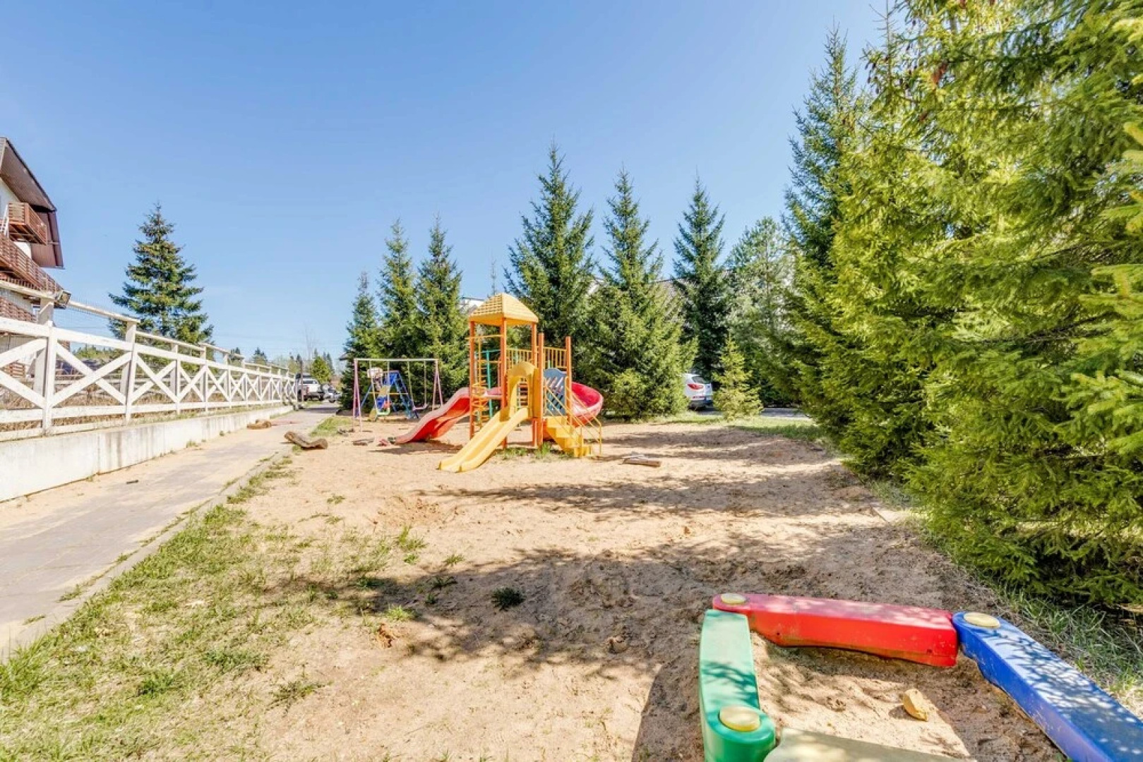 Simply Comfort, Modern Townhome, Sauna