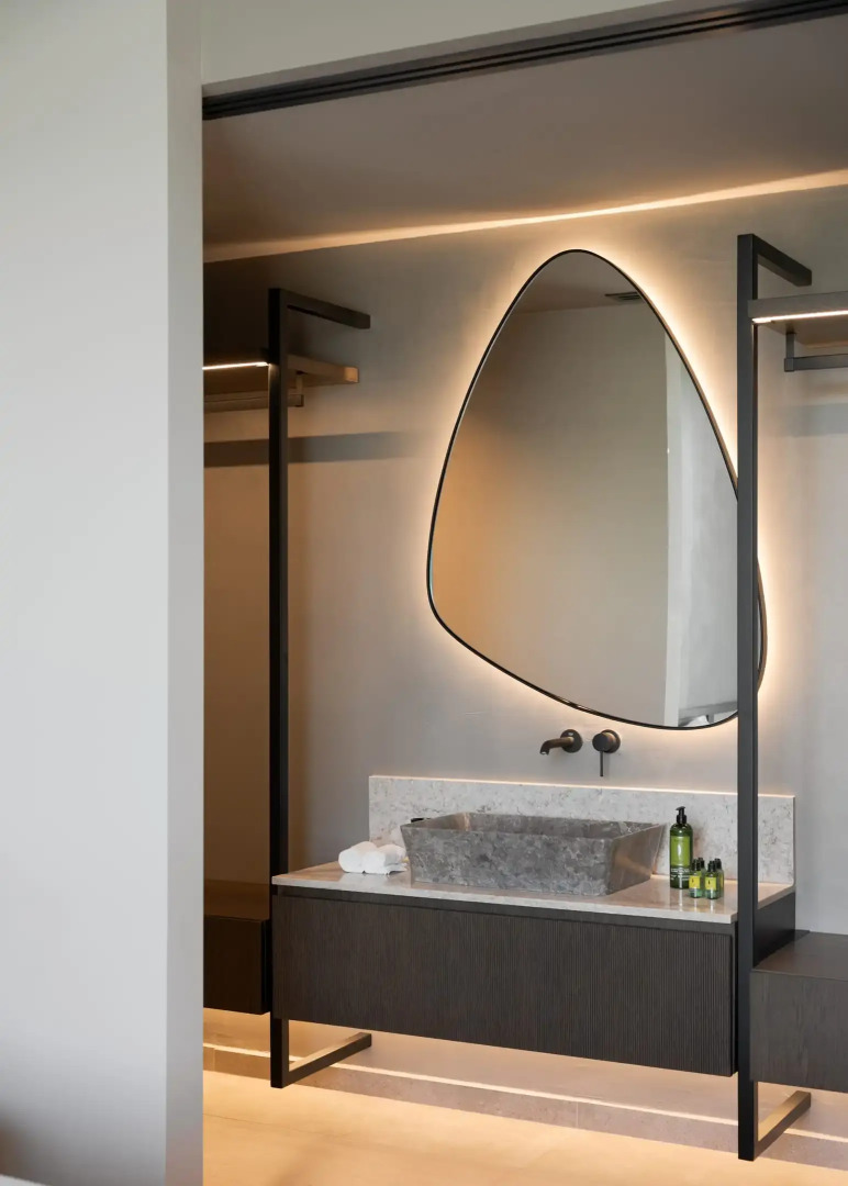 Neromai Cave Luxury Villas