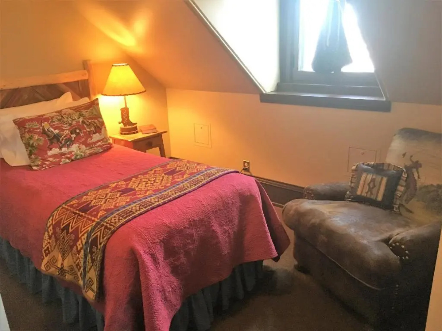 Sheridan Inn, B/W Signature Collection