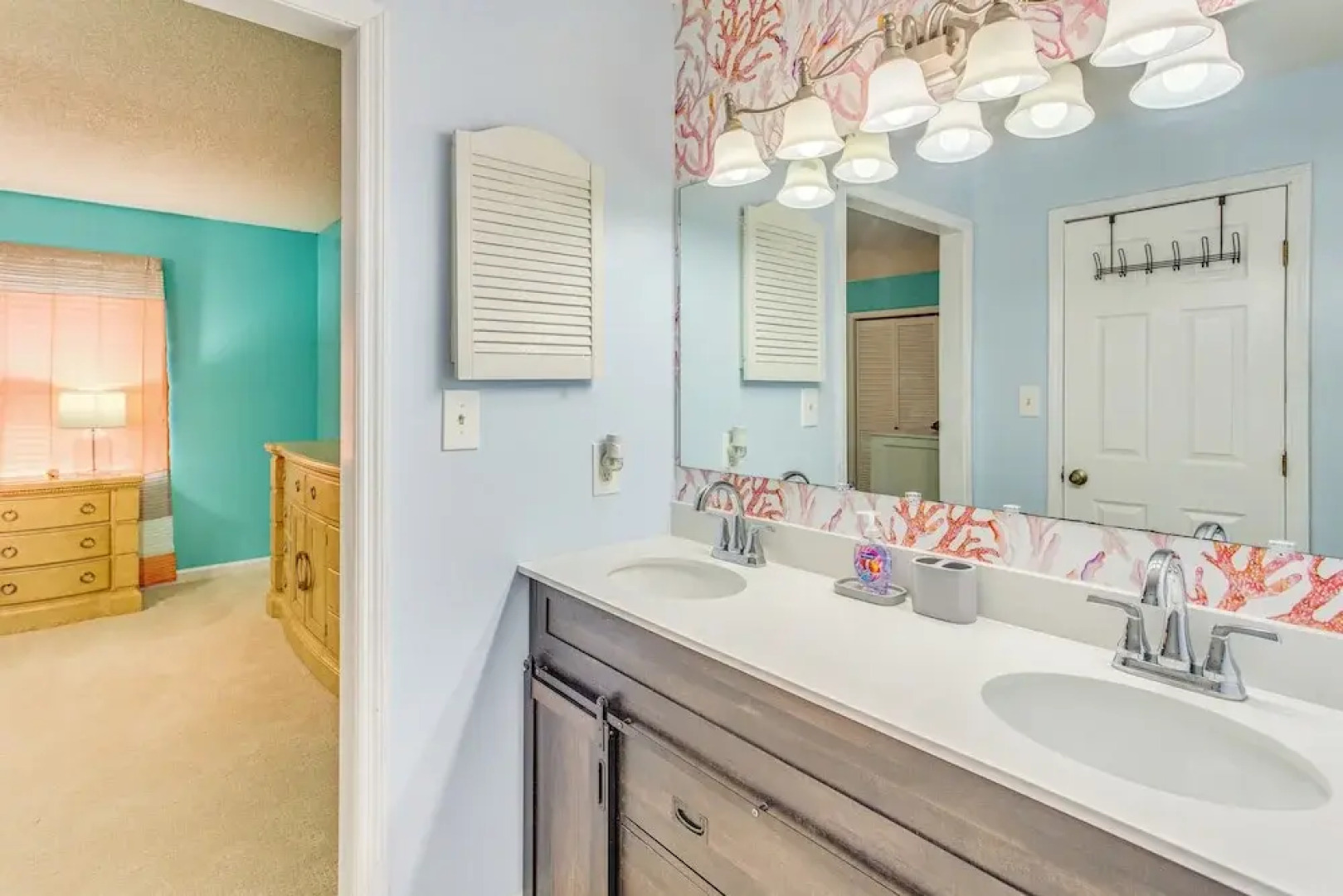 3 Mi to Ocean: Home w/ Deck in Little River!