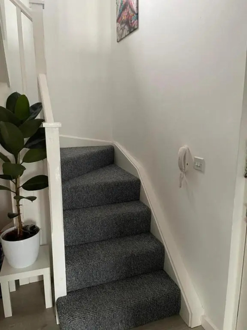 2 Bed-sleeps 7-free Parking-balcony