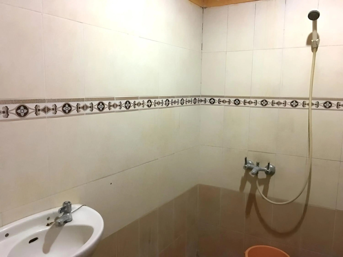 Hotel Alami near Alun-Alun Klaten by ZUZU