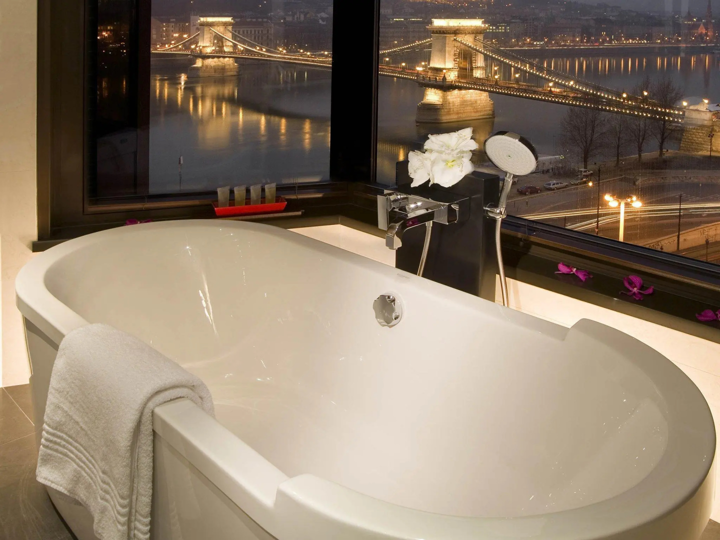 Sofitel Budapest Chain Bridge