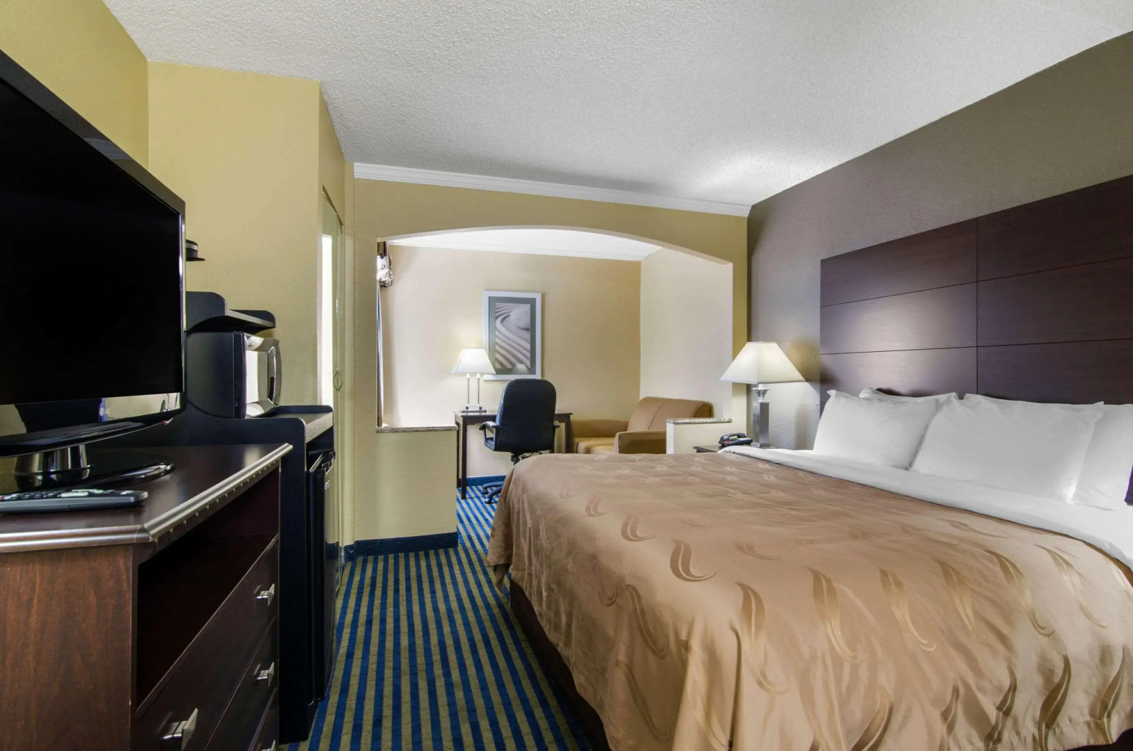 Quality Inn Merriam - Kansas City
