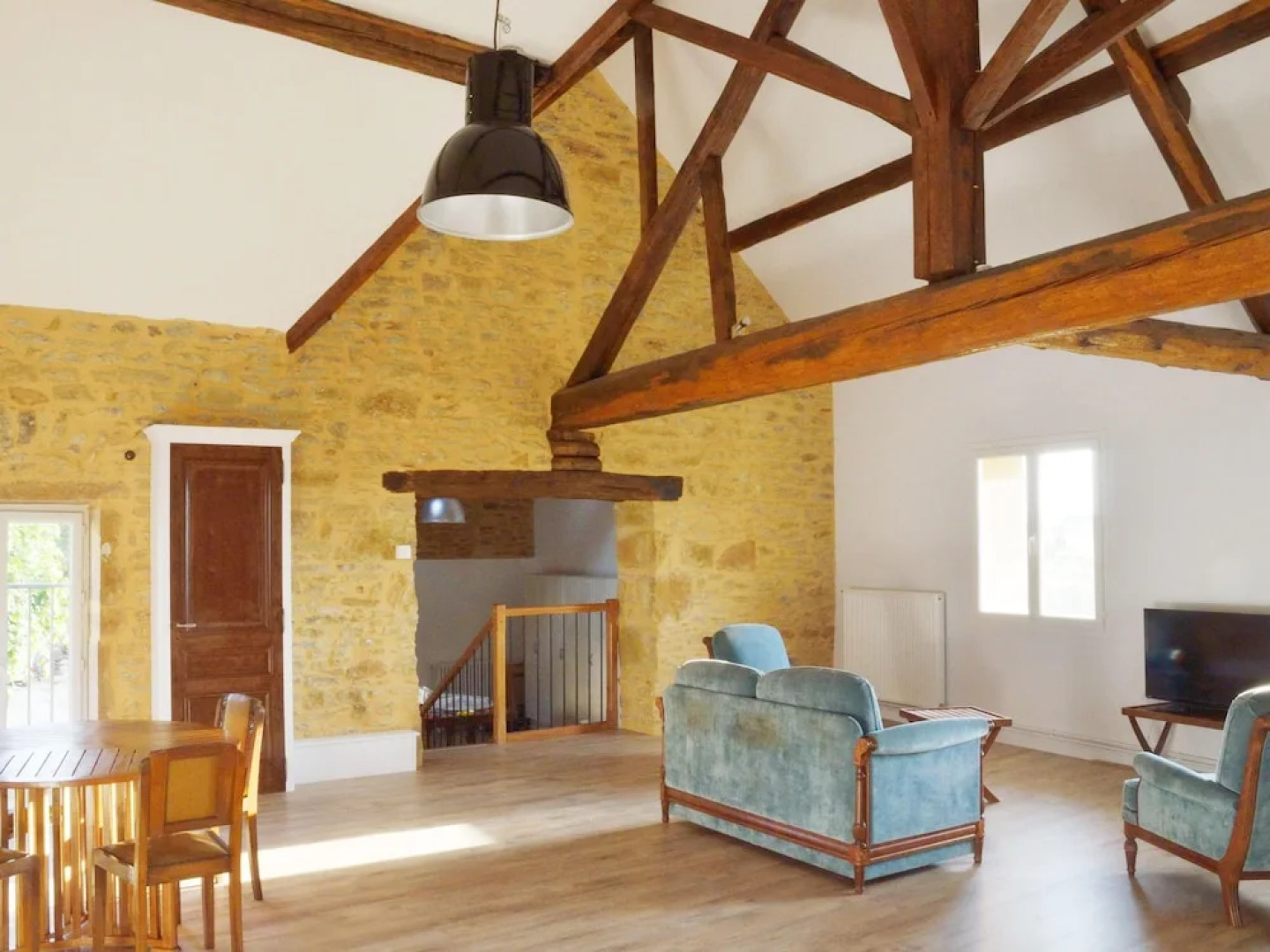 Le Jardin Des Pierres Dorées