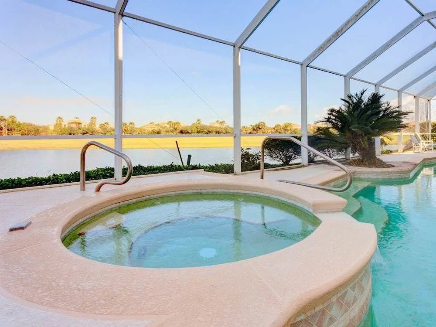 Bahama Mama 4 Br home by RedAwning