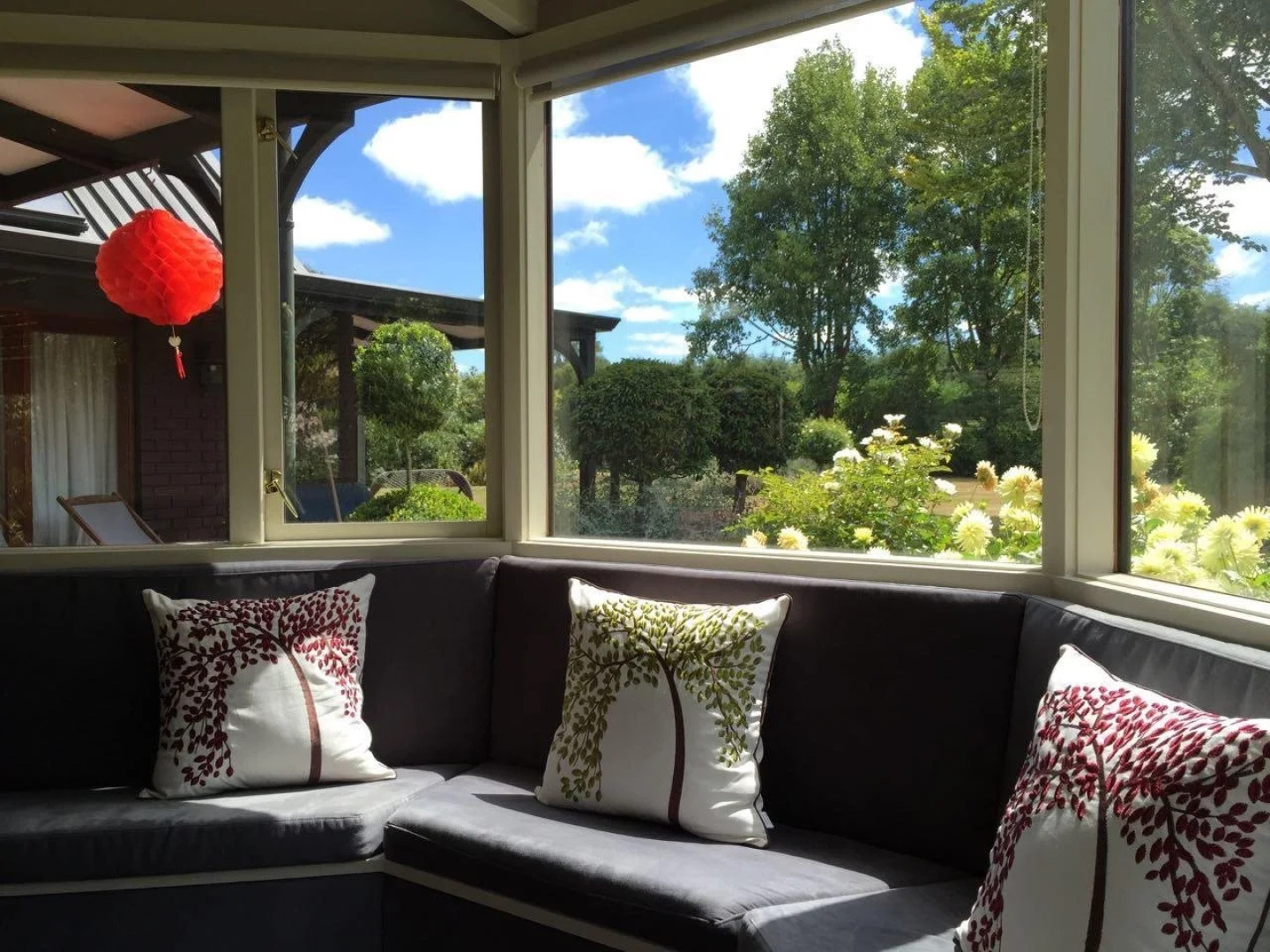 Rhododendron Garden Hotel