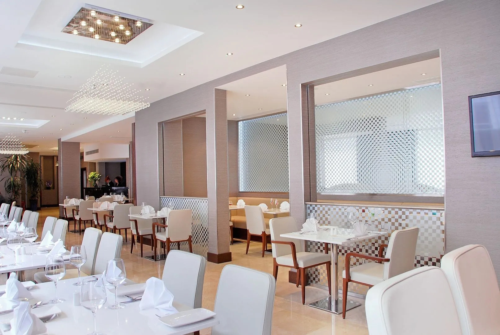 Отель The Cura Kensington