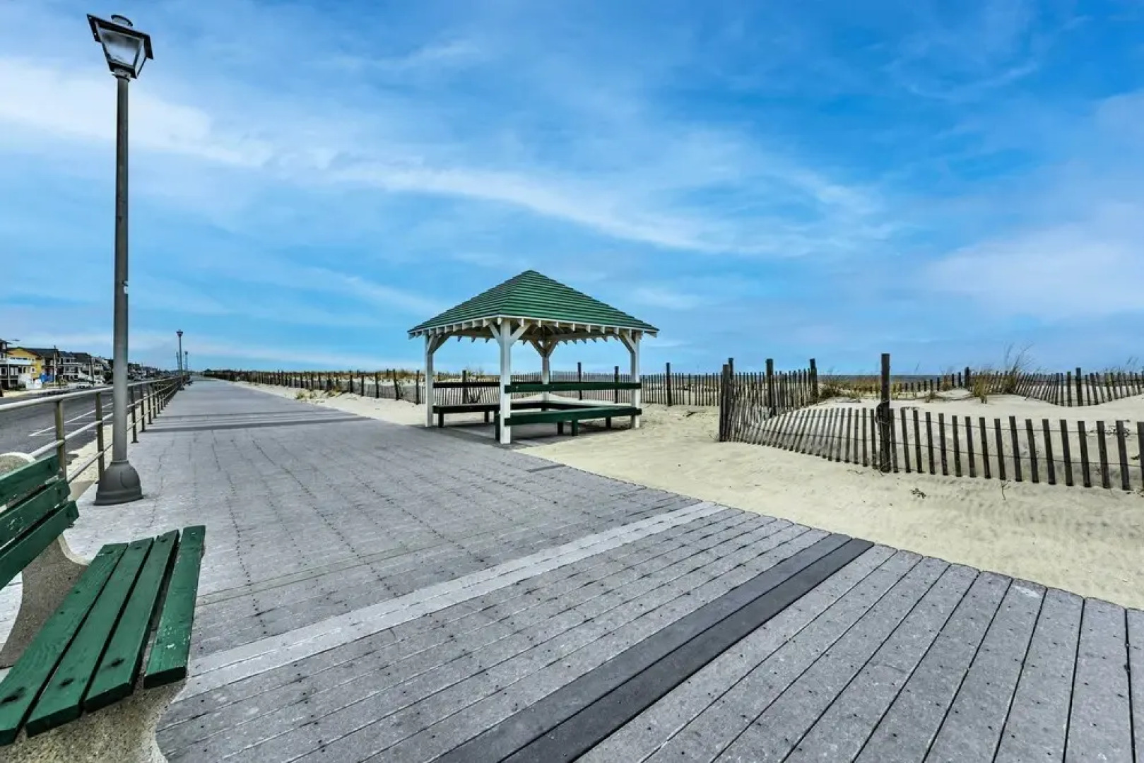 Seaside Park Apt: Outdoor Shower, Walk to Beach!