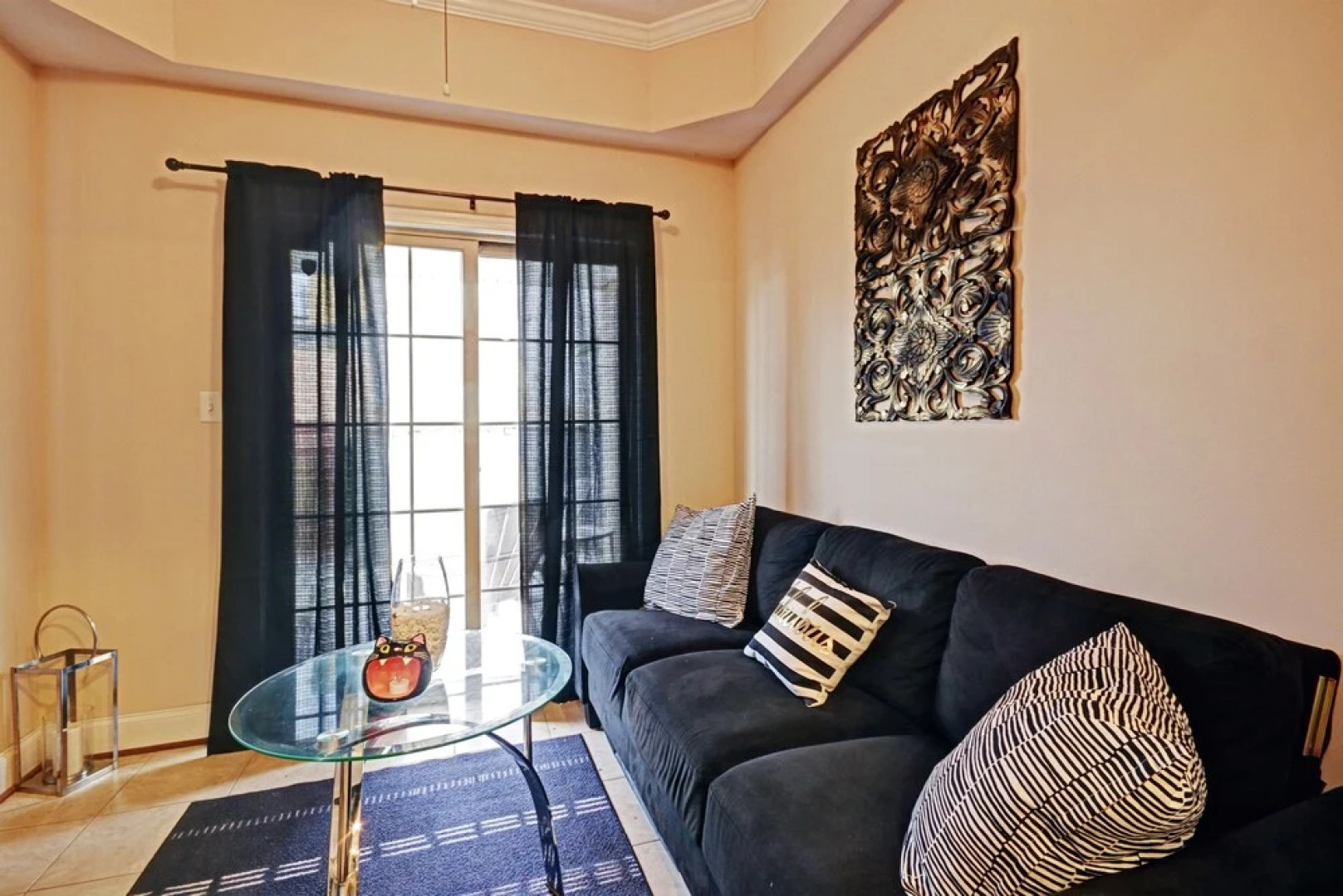 Brick 3BR Home in Trendy Neighborhood, Newly Renovated! Holiday home 3