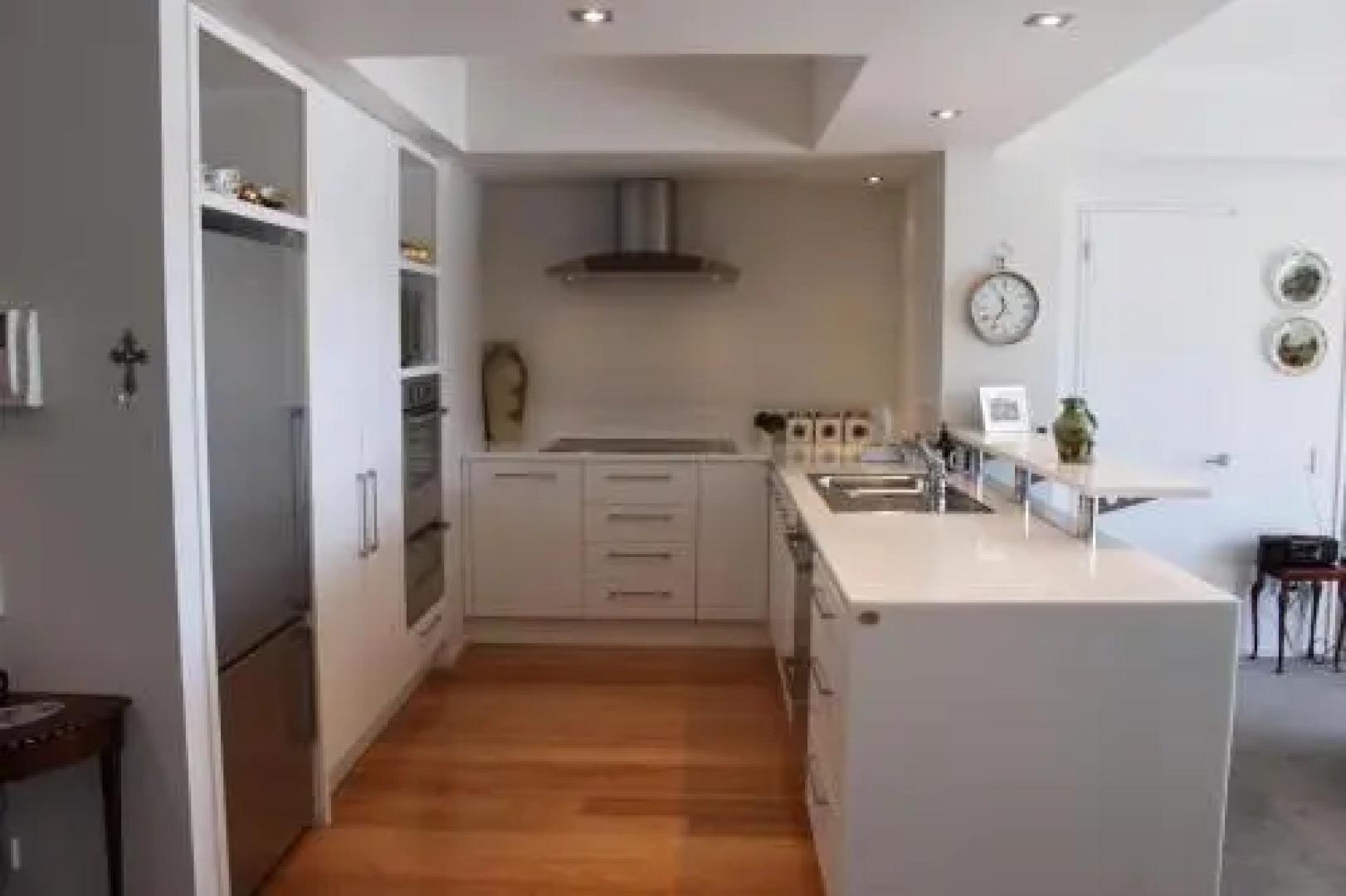 Oxley's Waterfront Luxury Apartment