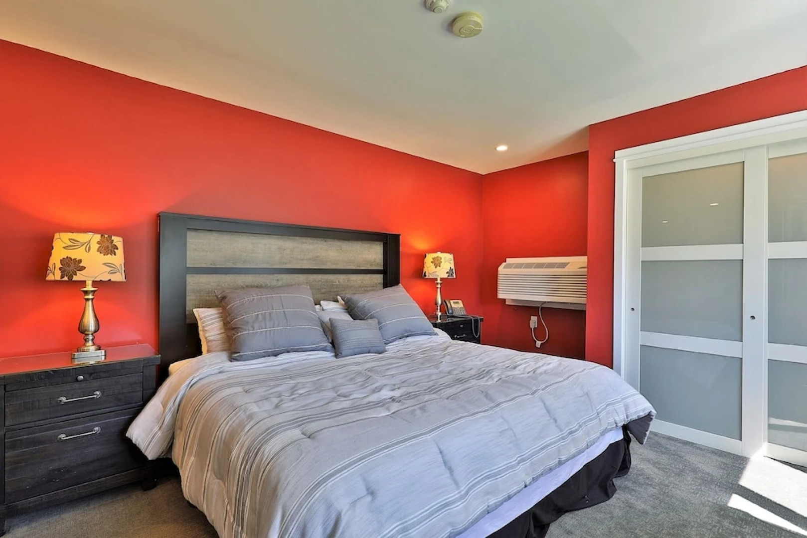 The Grande Suite at Killington: Sleeps 10 Guests, Close to Mountain!