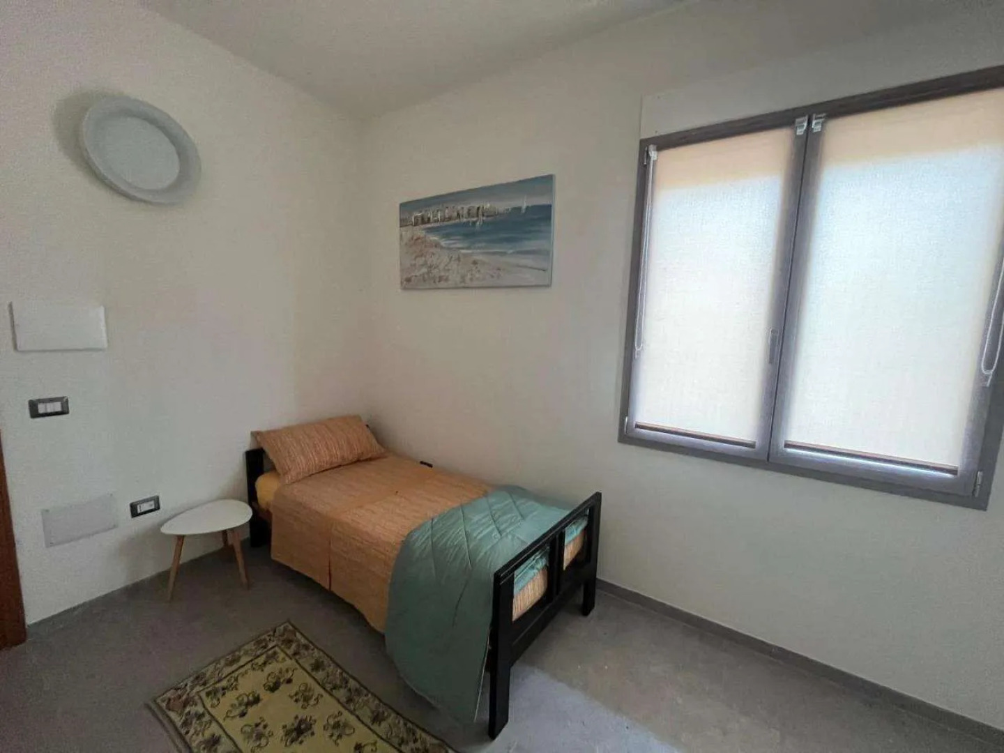 Baboe Affittacamere Iun F1037