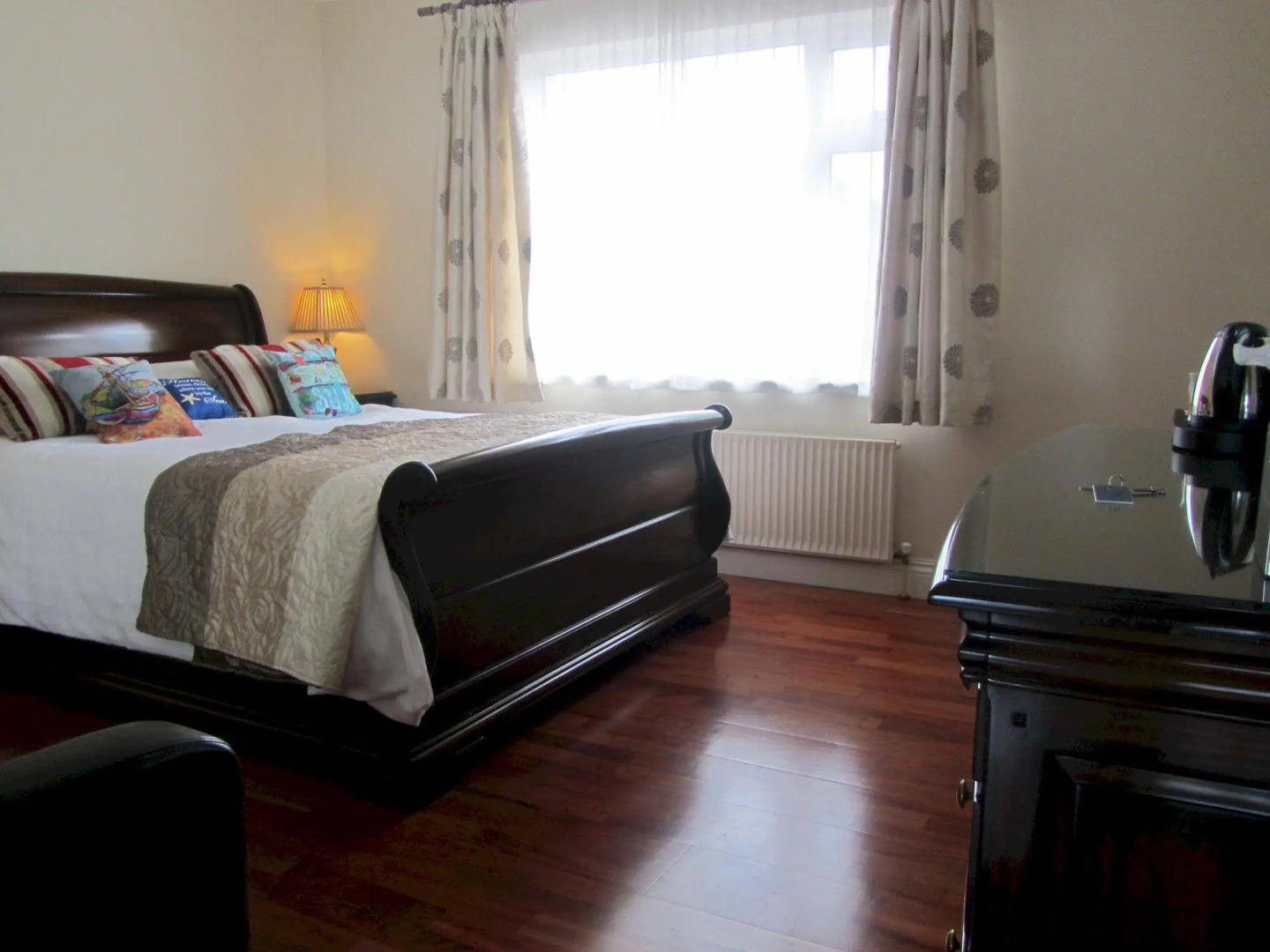 Edencrest Bed & Breakfast