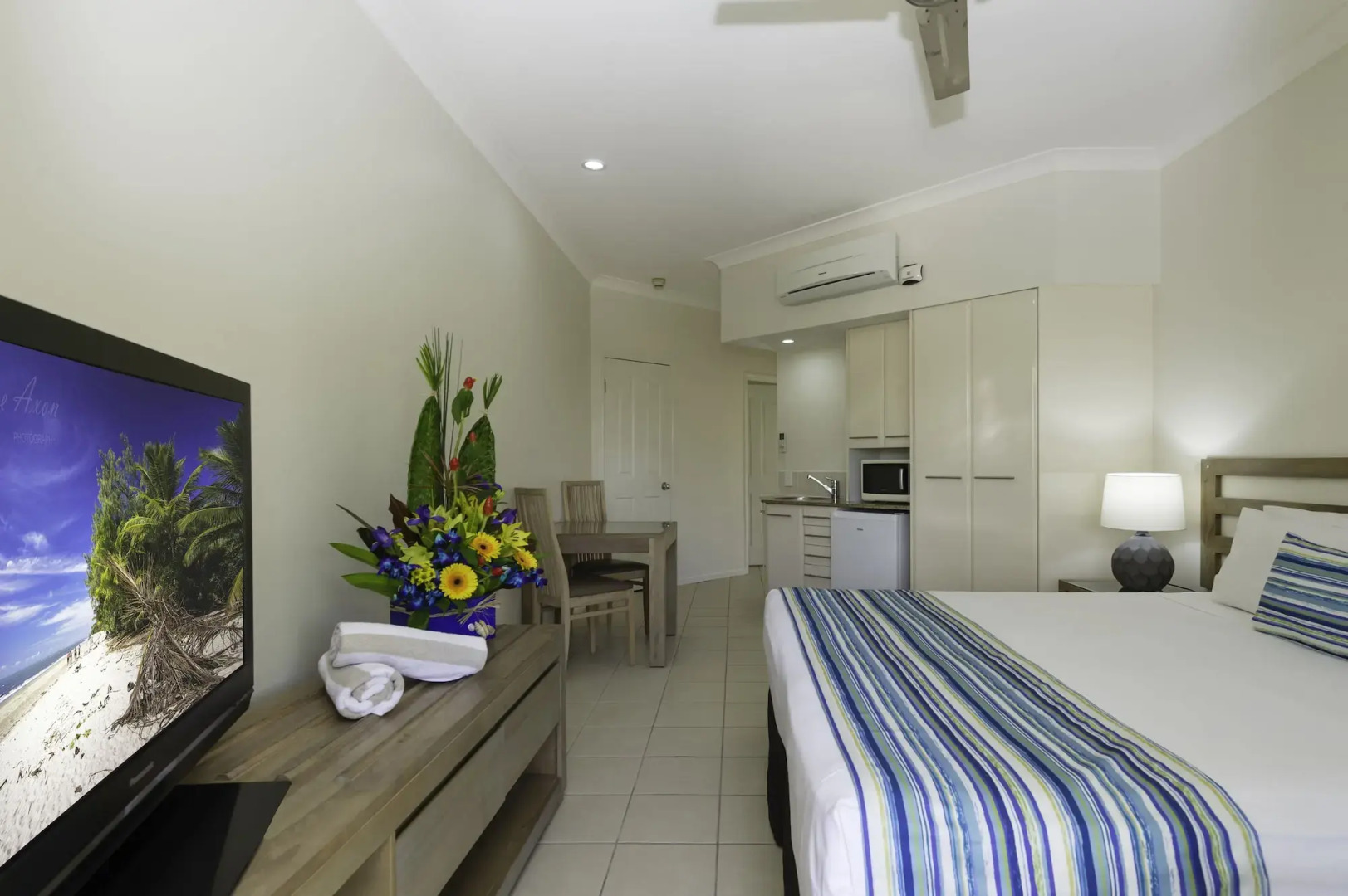 Meridian Port Douglas - Adults only