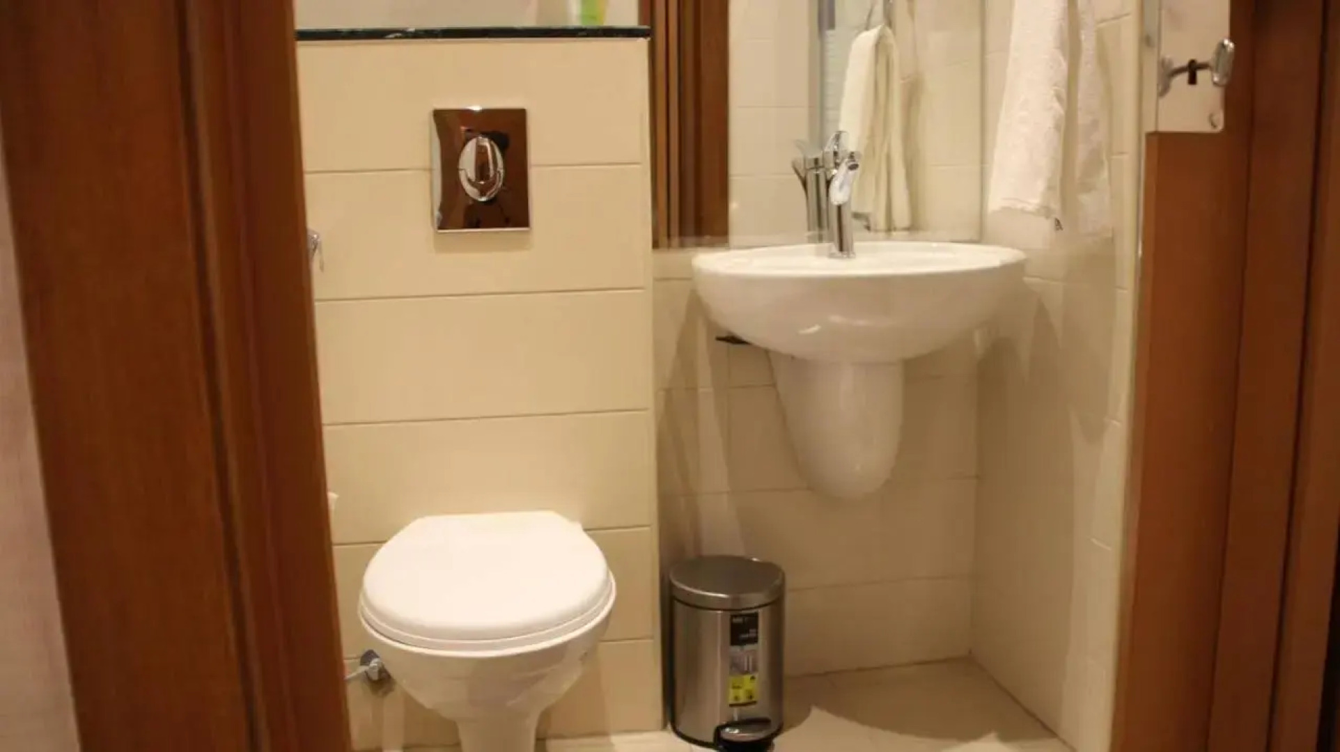 Big Ben Hotel Suites