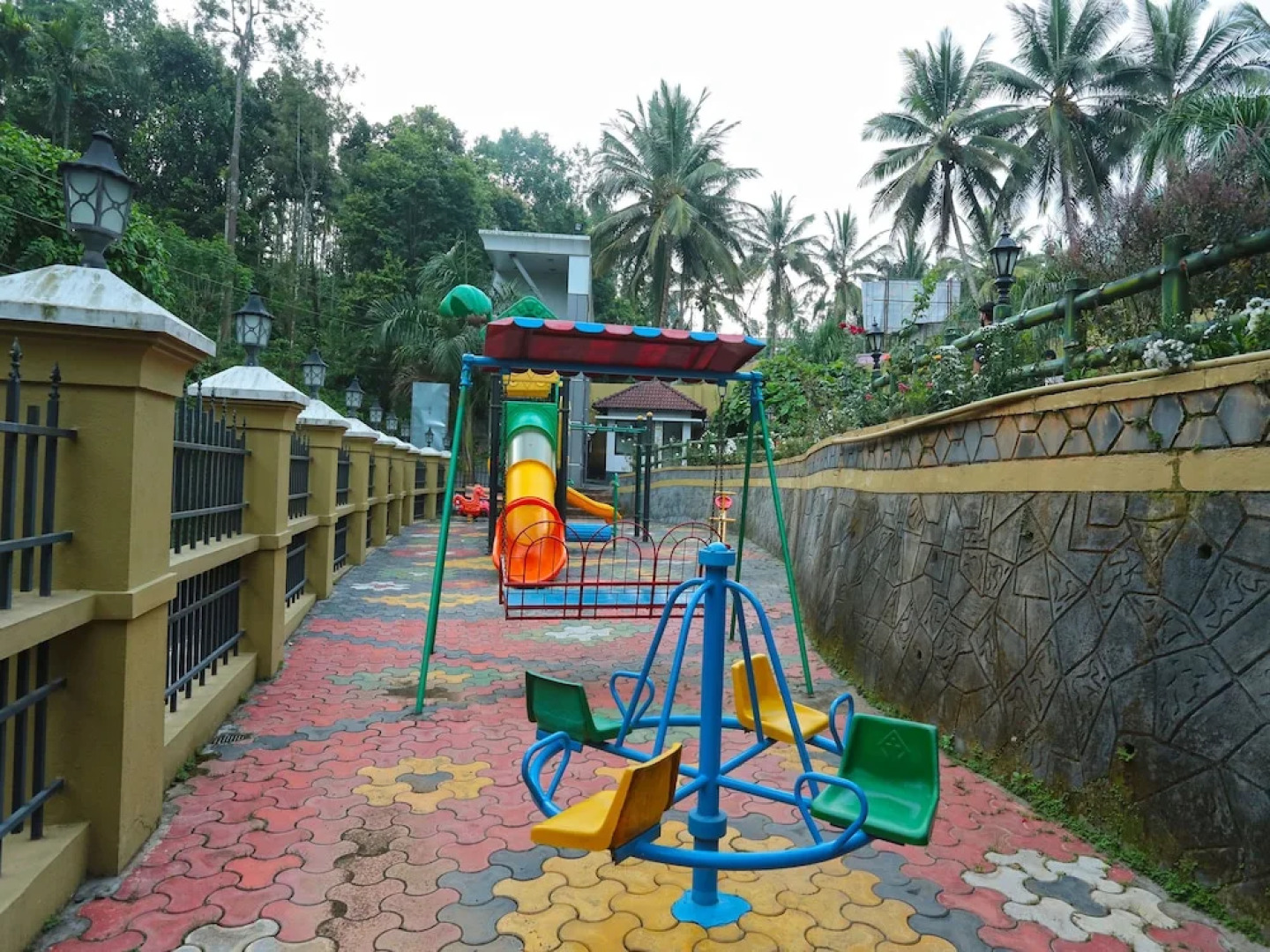 OYO 3020 Sheelisach Inn