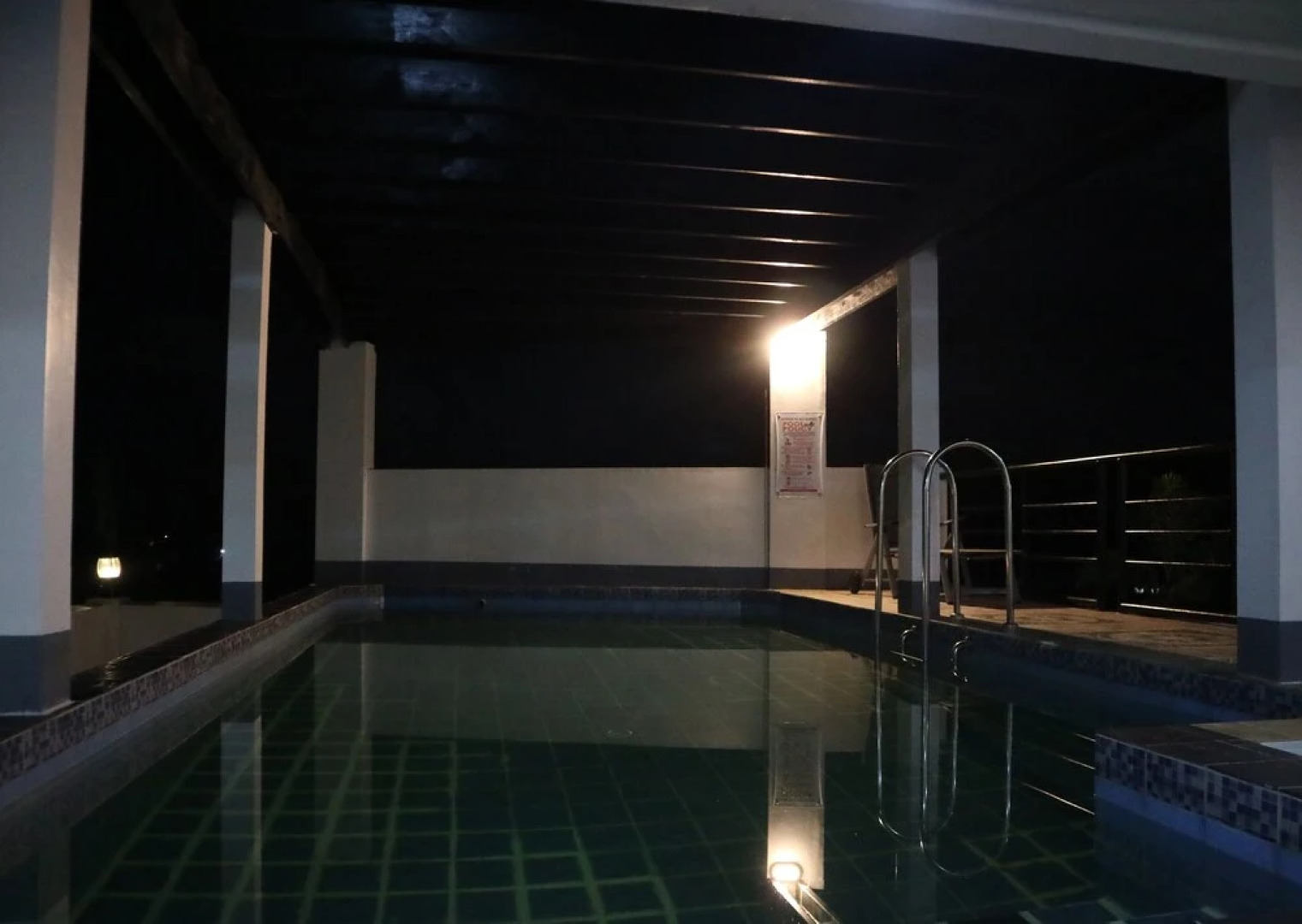 Endless Summer Hotel