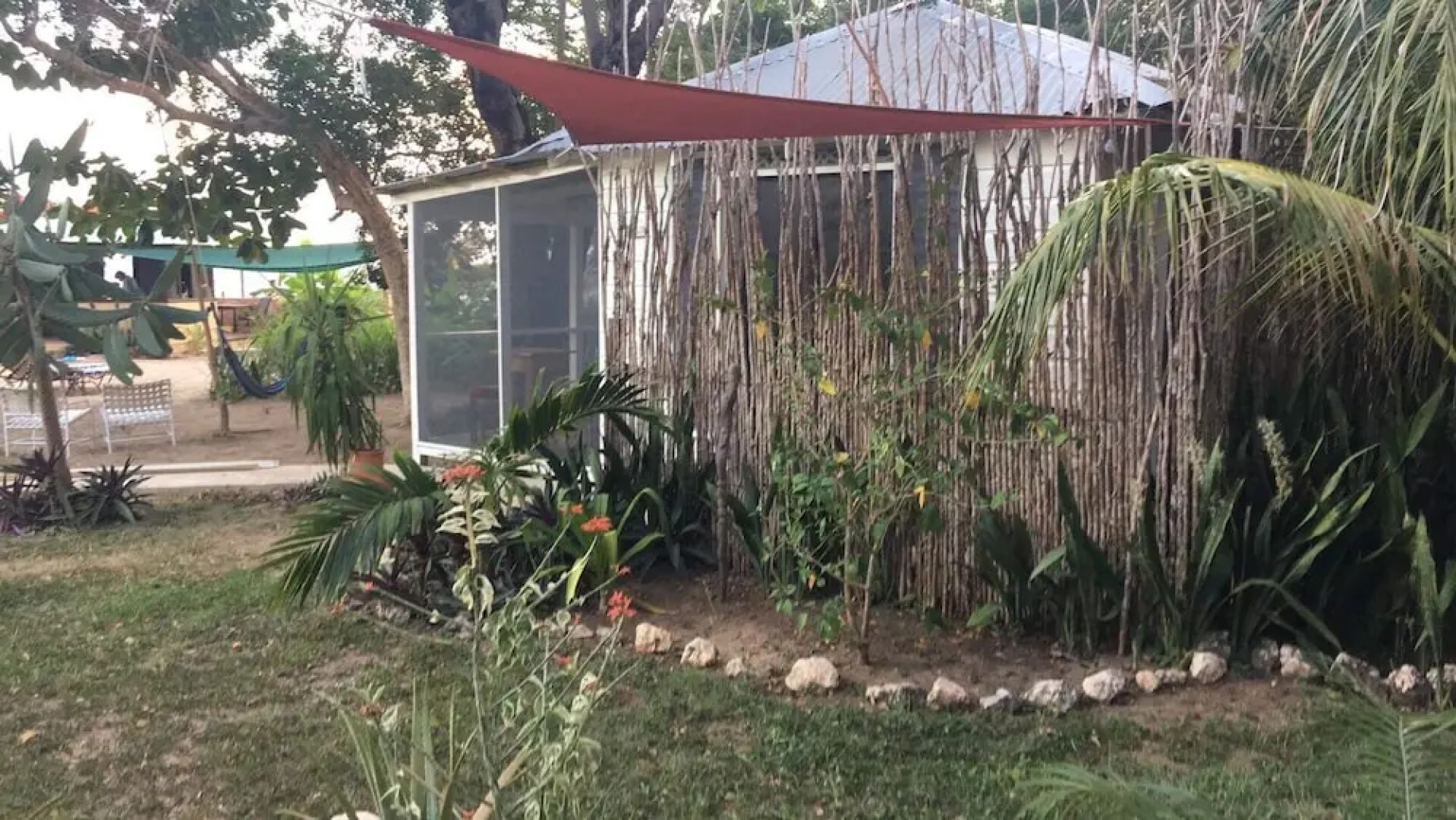 Katamah Beachfront Guesthouse