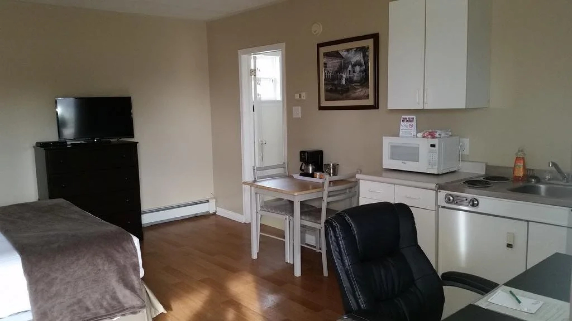 Middleton Motel & Suites