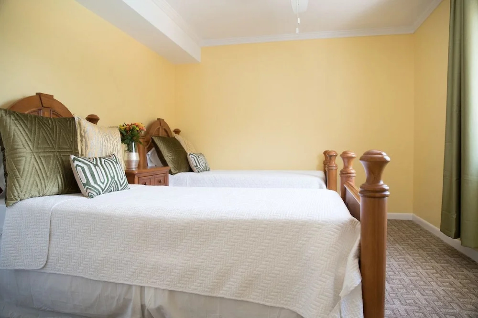 Bayview House Paradise Island