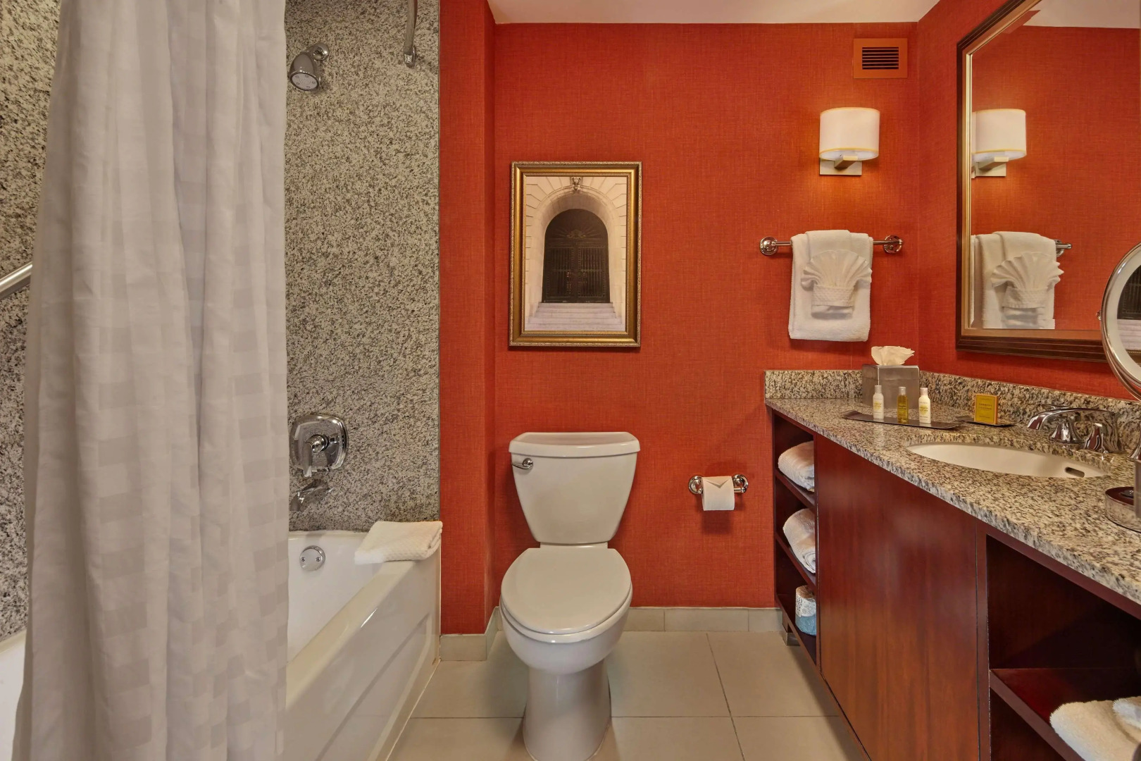 DoubleTree by Hilton Little Rock