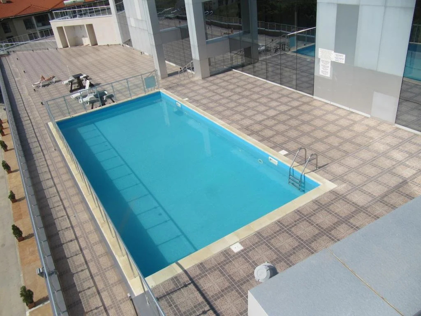 Silver Beach Apart Complex