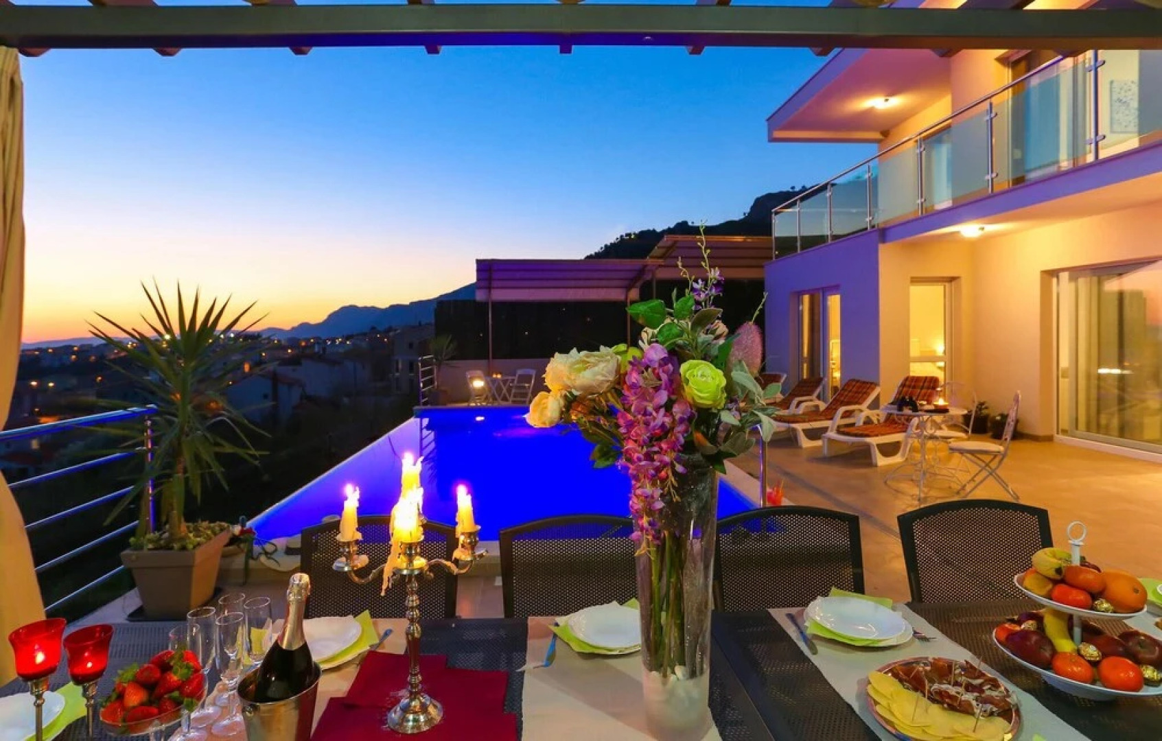 Stunning Home in Kucine With Wifi and 4 Bedrooms