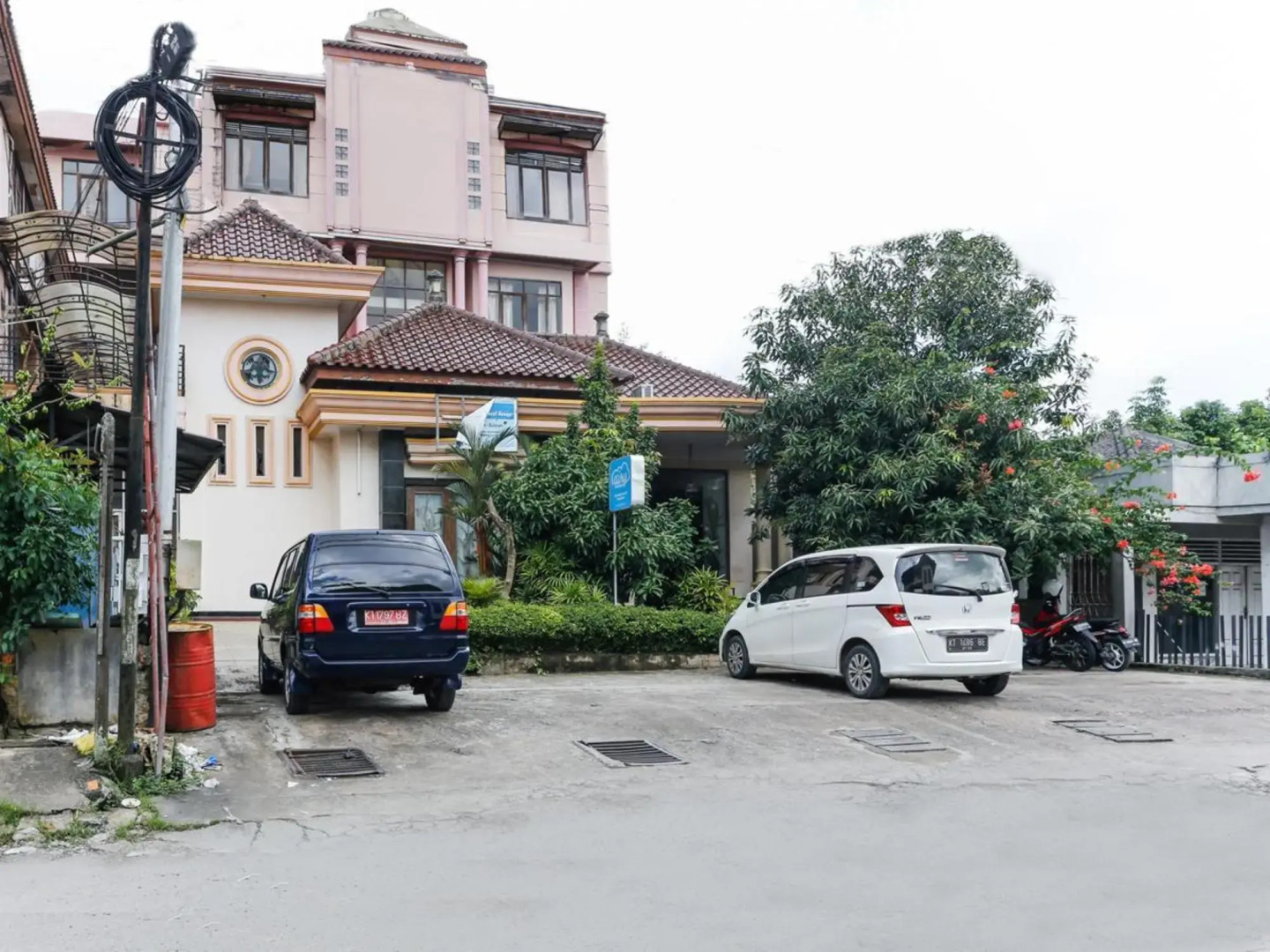 OYO 3759 Delima Guest House Syariah