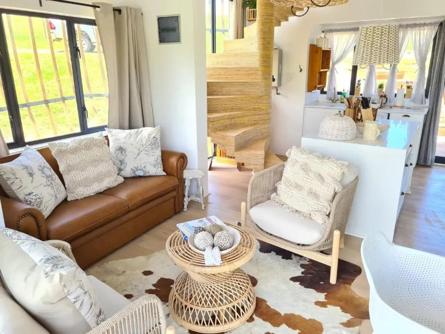 Buff & Fellow Eco Cabins