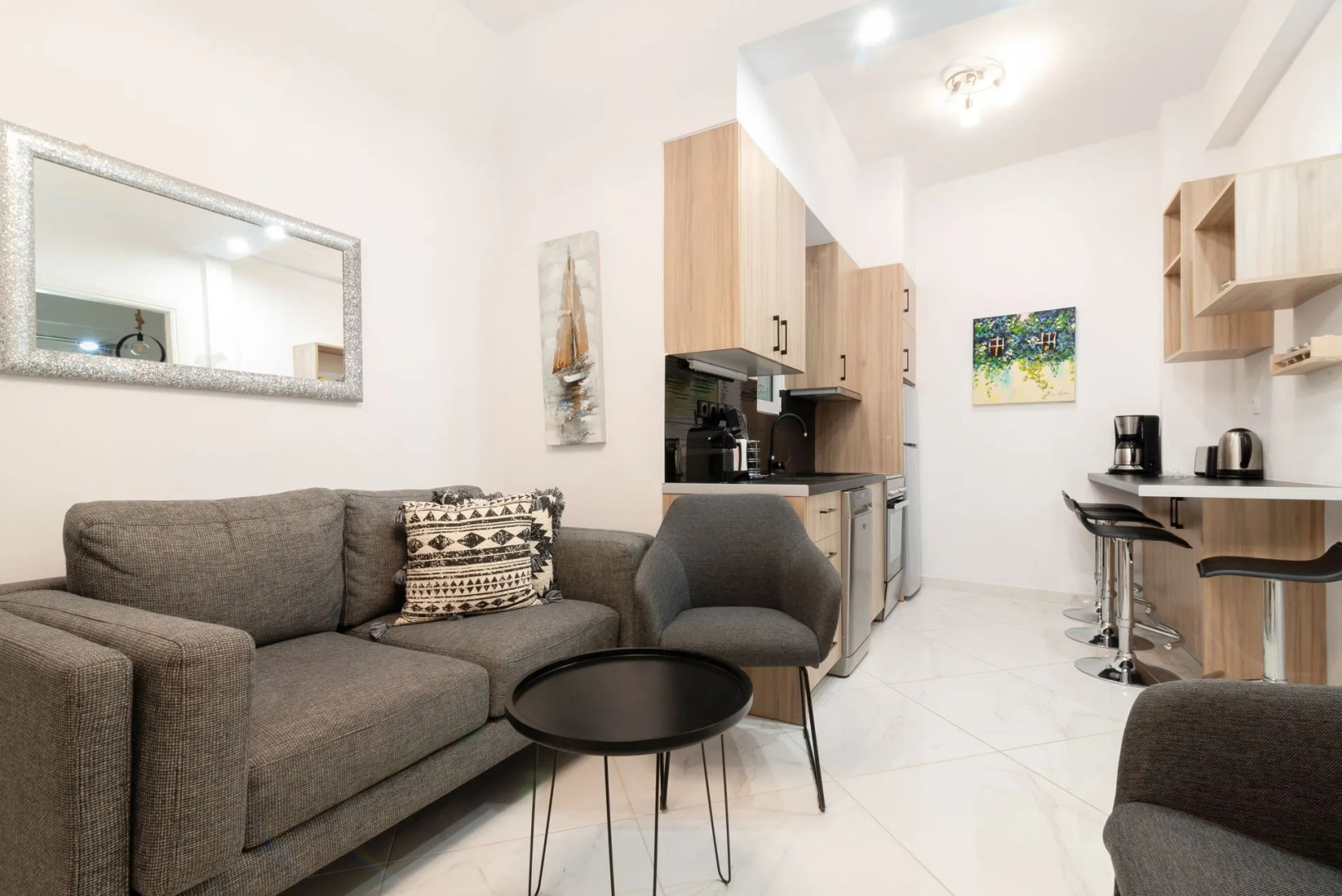 Heloni Apartments Athens