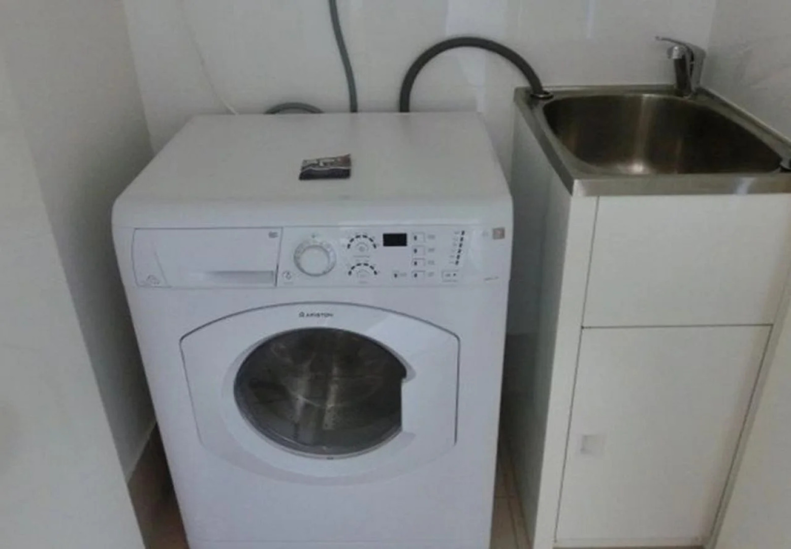 Brisbane Valley Tavern Apartments