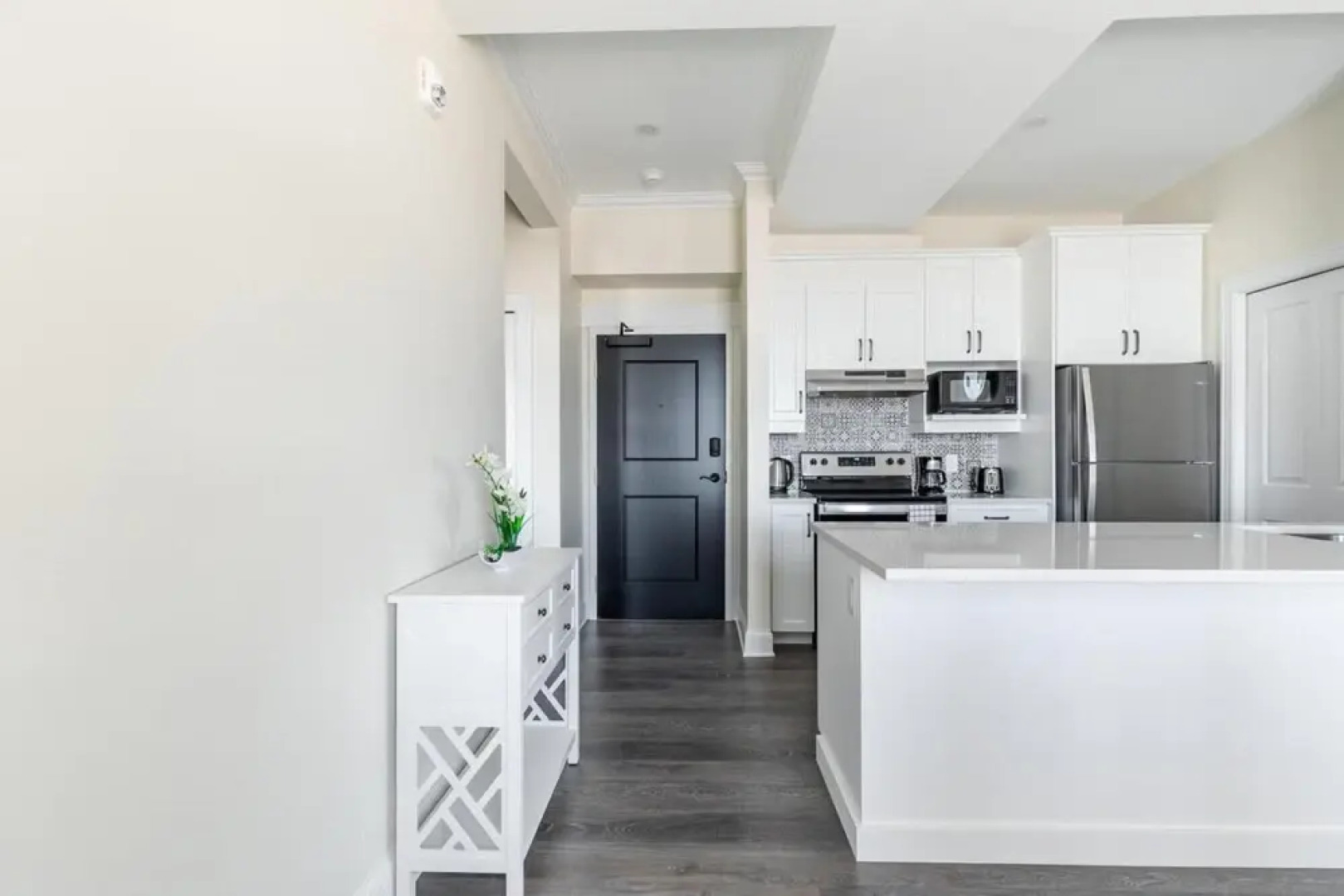 Rideau 2Br Signature Apartment Free Parking 2