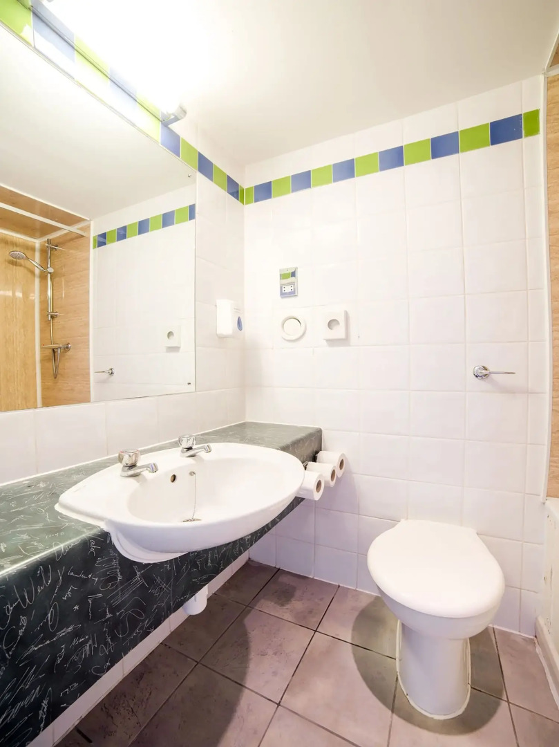 OYO The Chiltern Hotel