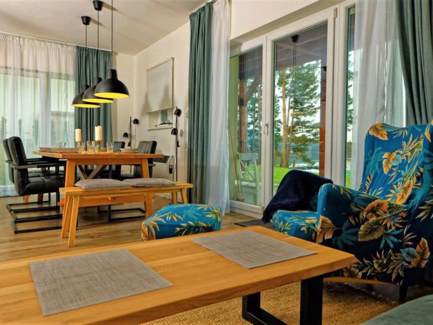 Lakeside Village 32920