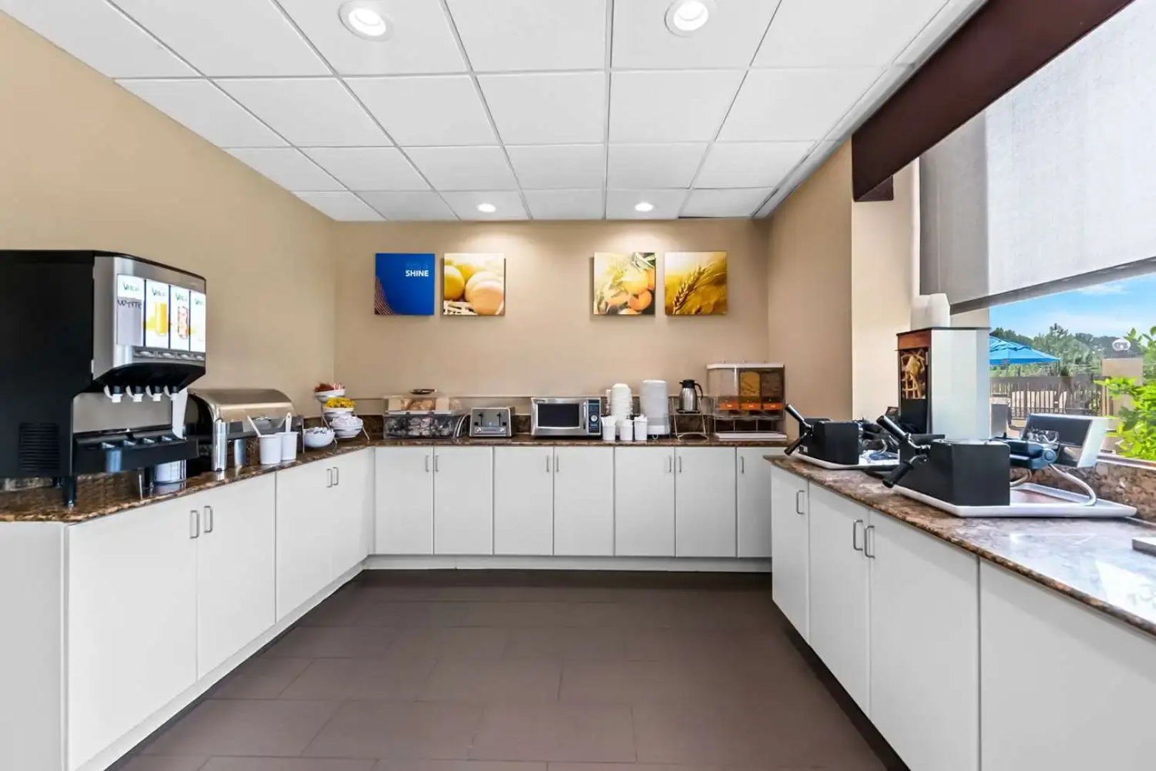 Comfort Inn & Suites Durham near Duke University