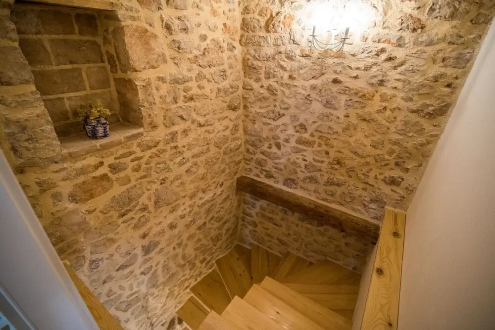 Peace - Rustic With Pool - H