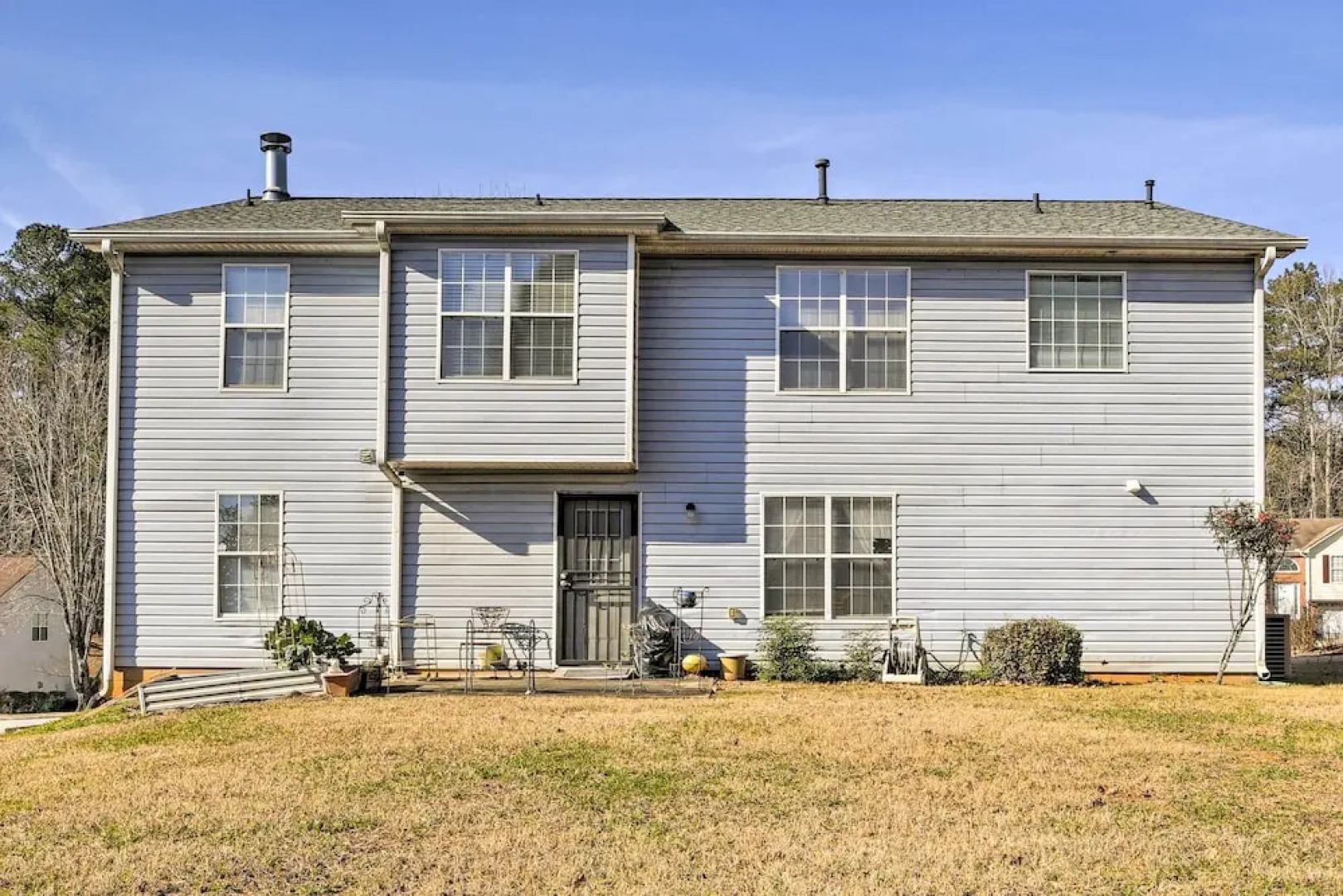 Updated Lithonia Cottage ~ 7 Mi to Stone Mtn!