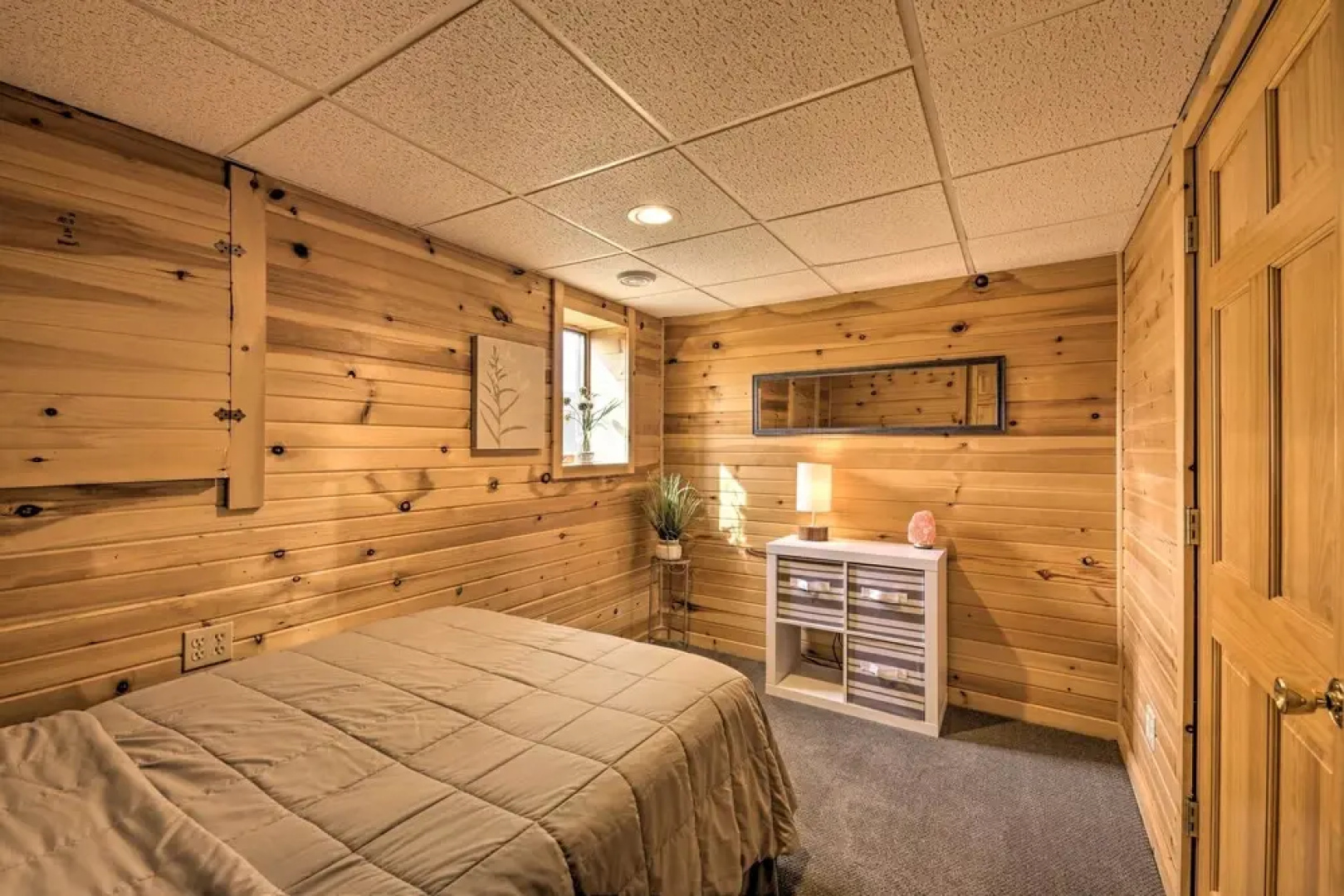 Rock River Waterfront Cabin: Dock & Game Room!