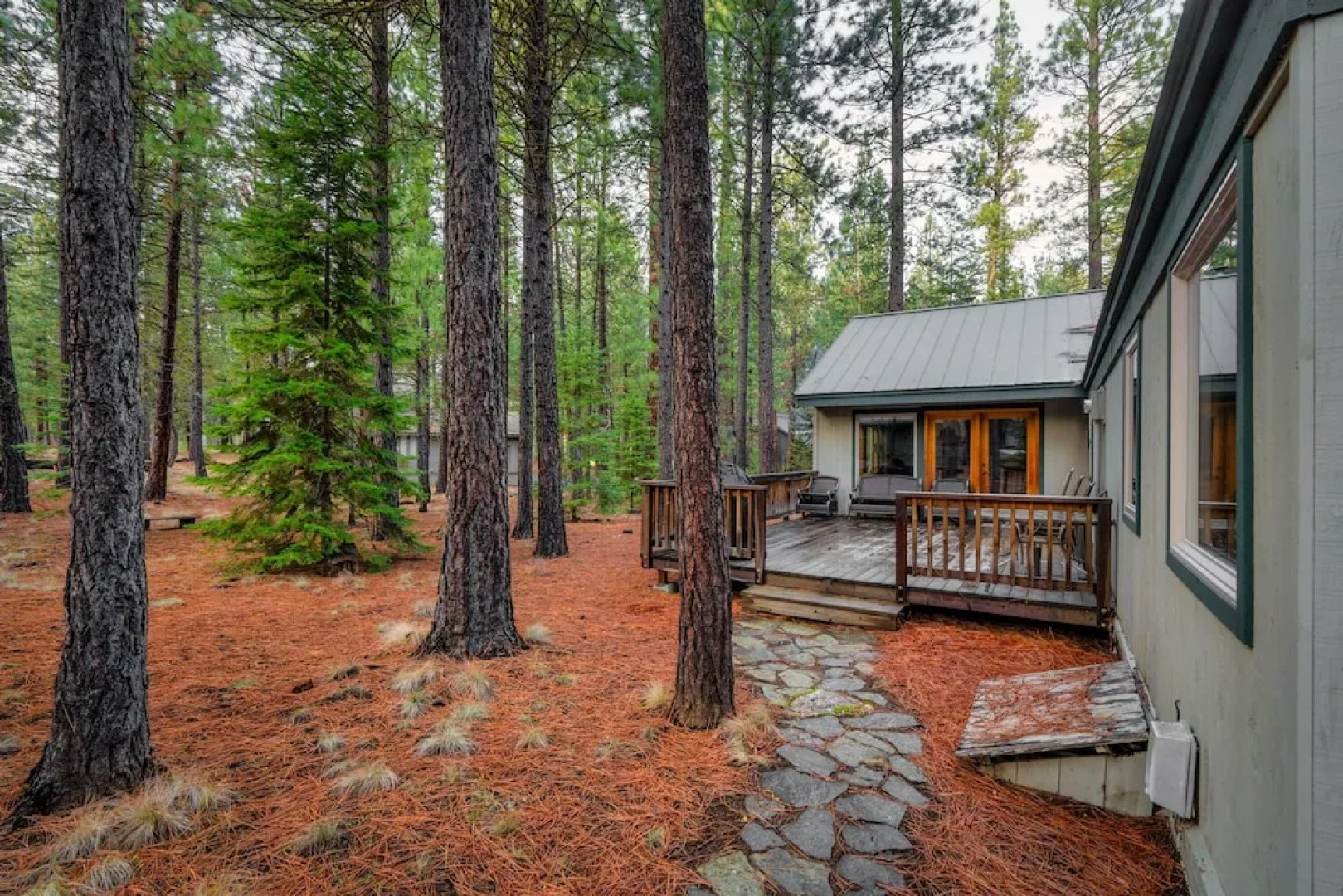 NEW Winter Retreat at Black Butte Ranch